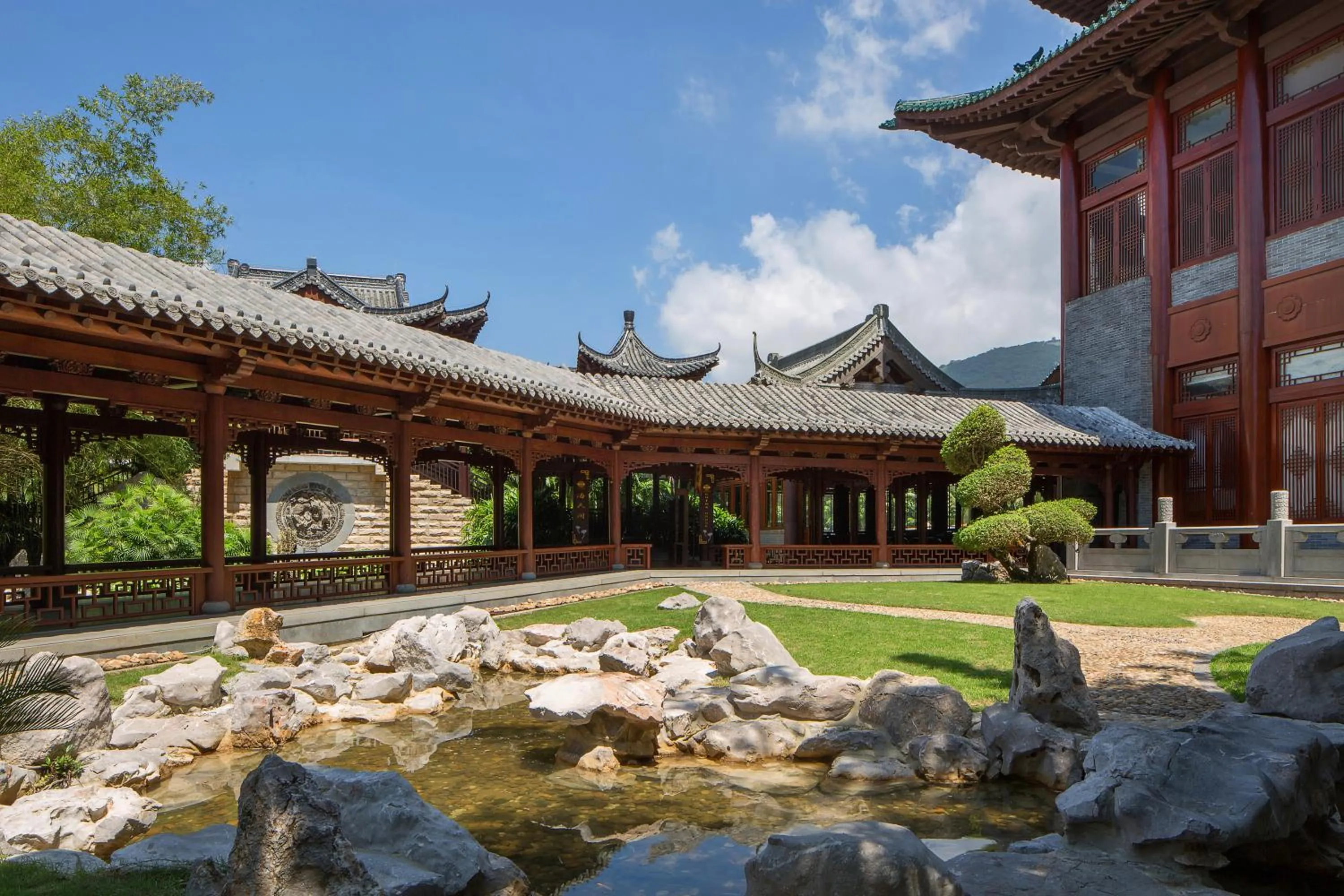 Garden view in Swissôtel Sanya Yalong Bay
