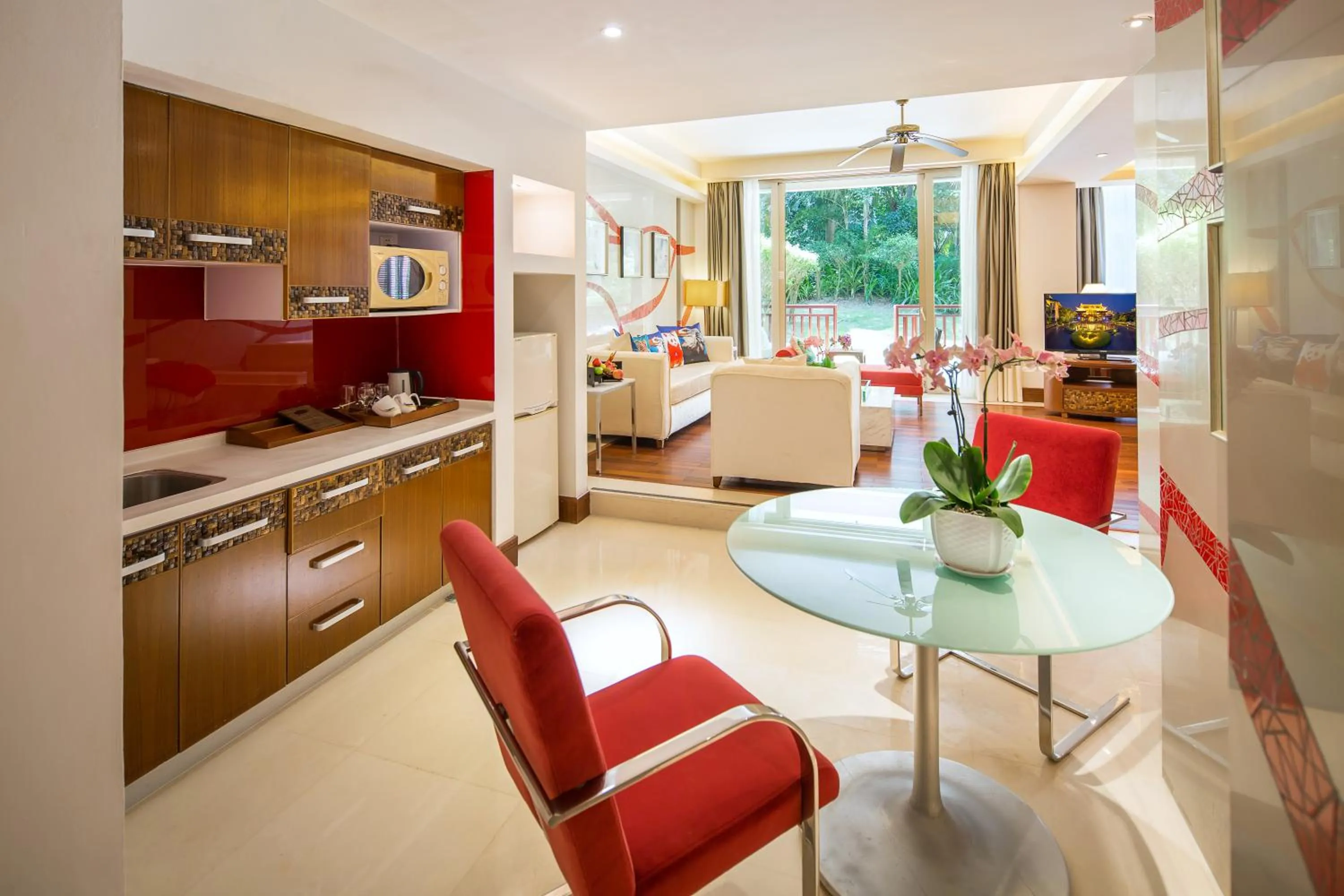 Photo of the whole room in Swissôtel Sanya Yalong Bay