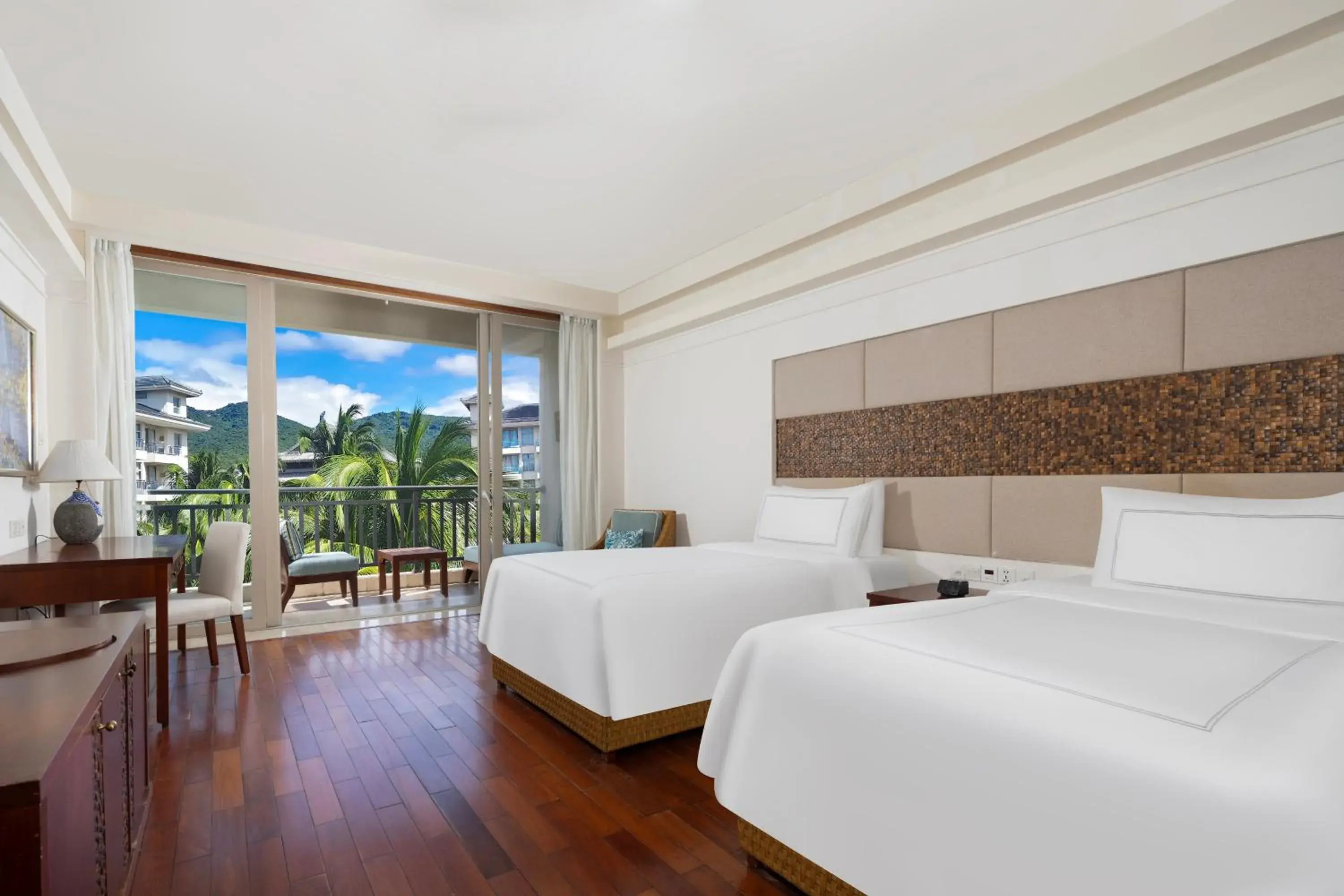 Swiss luxury room in Swissôtel & Spa Sanya Yalong Bay Swiss luxury room in Swissôtel & Spa Sanya Yalong Bay