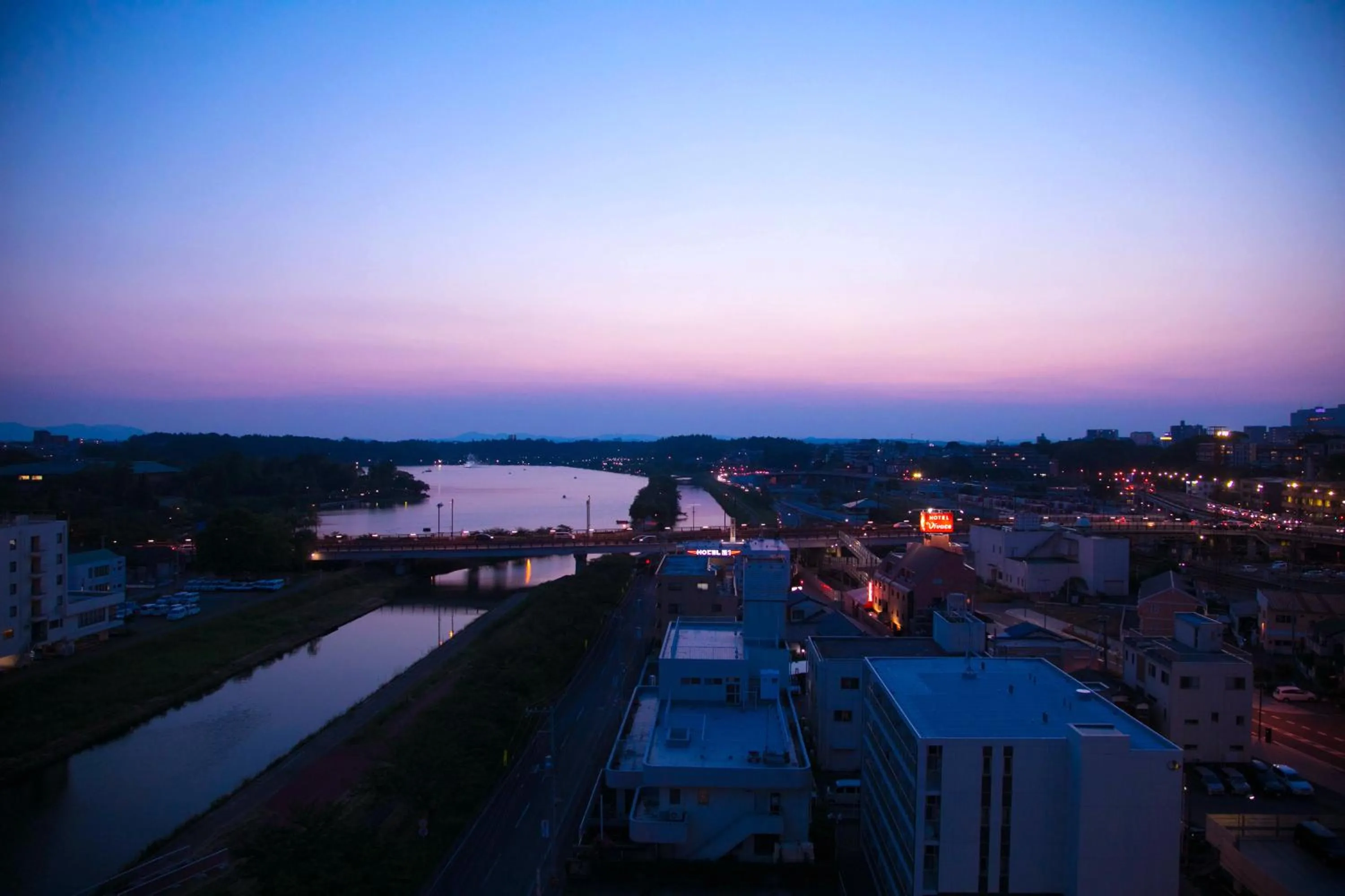 Lake view in Mito Hotel Season