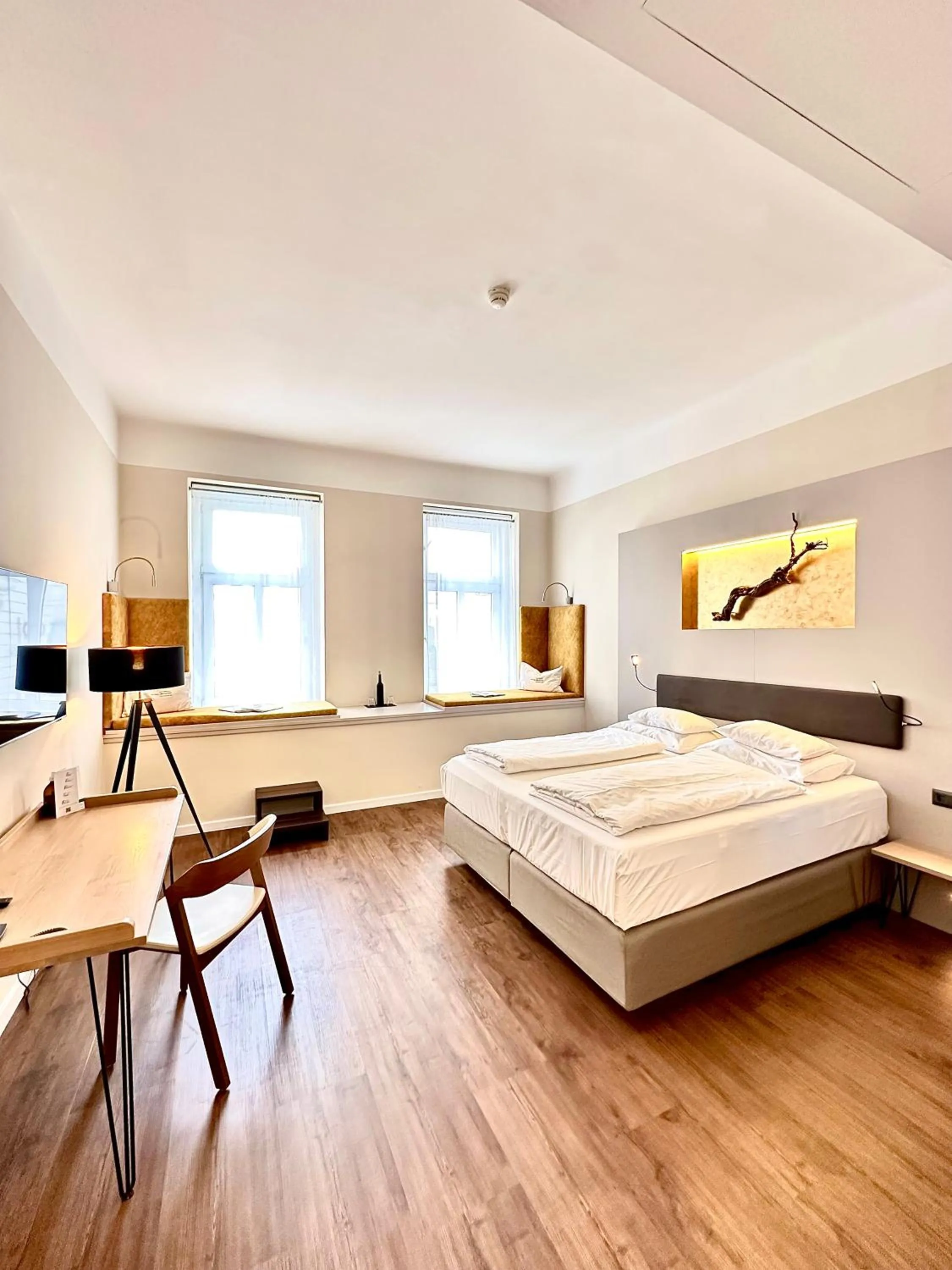 Photo of the whole room, Bed in Hotel Rathaus - Wein & Design