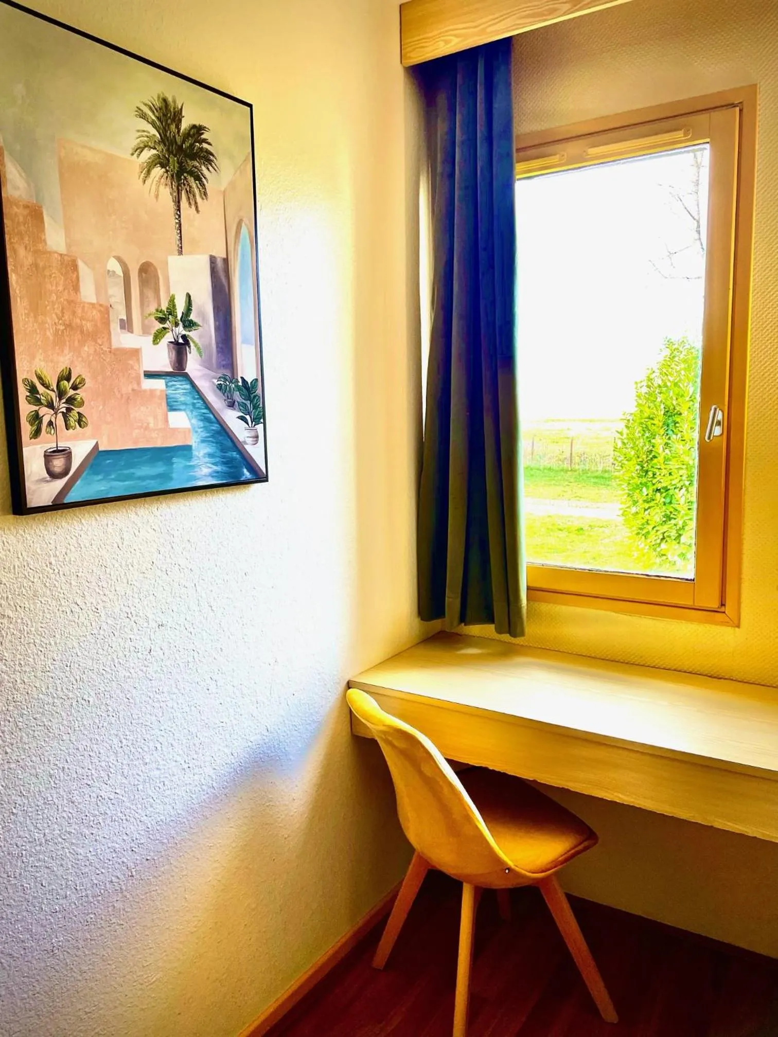 wardrobe in Le Mont Brouilly