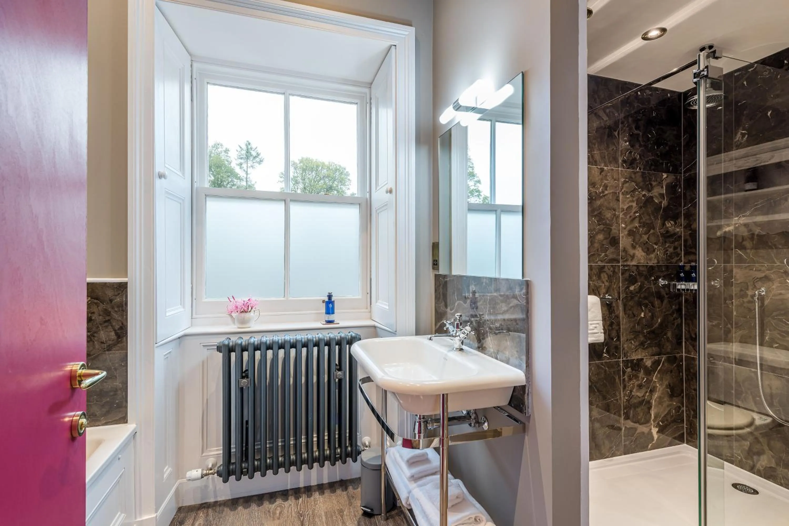 Bathroom in Meikleour Arms Hotel & Restaurant