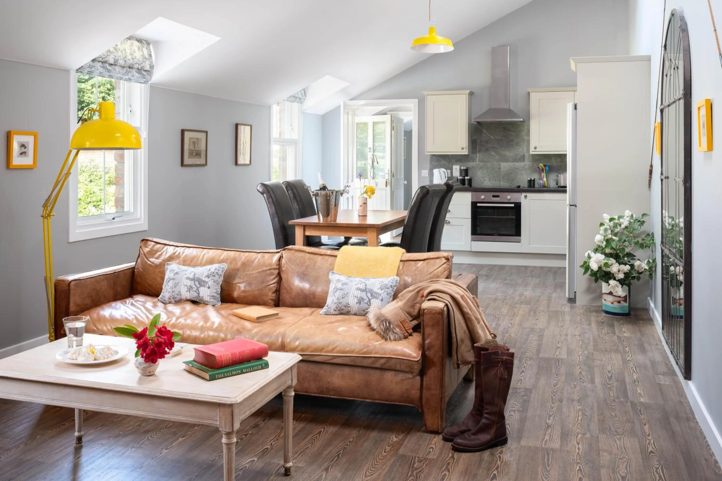 Kitchen or kitchenette in Meikleour Arms Hotel & Restaurant