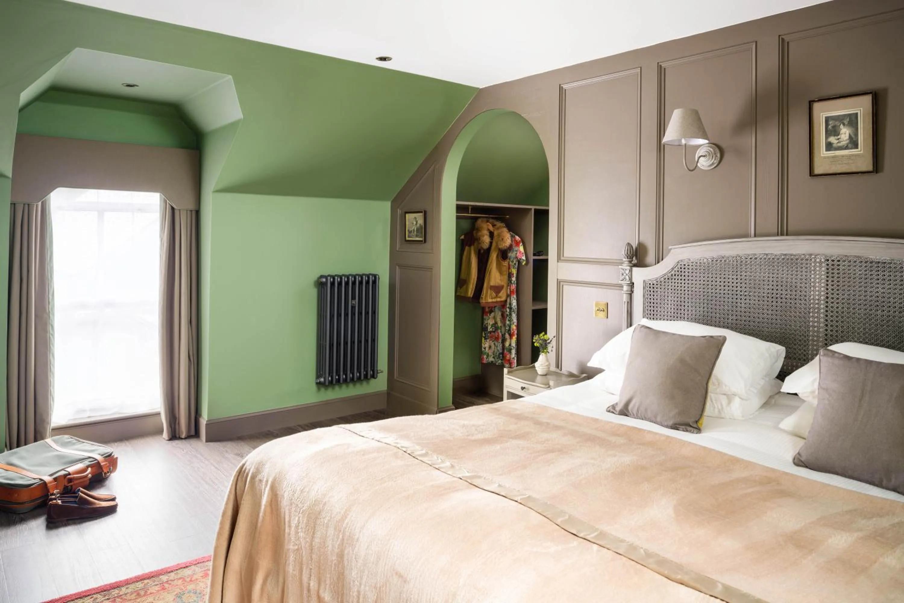 Bedroom, Bed in Meikleour Arms Hotel & Restaurant