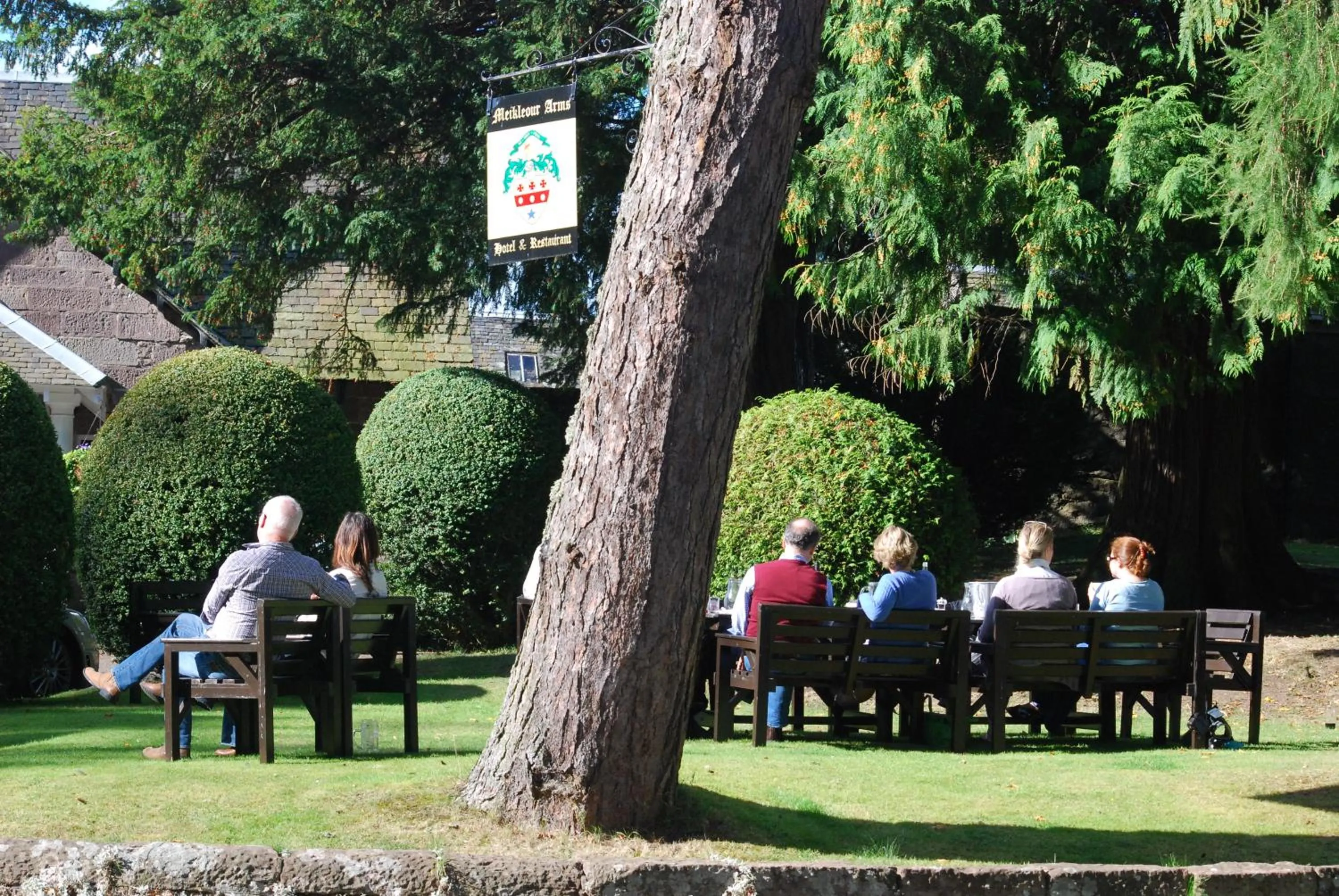 Property building in Meikleour Arms Hotel & Restaurant