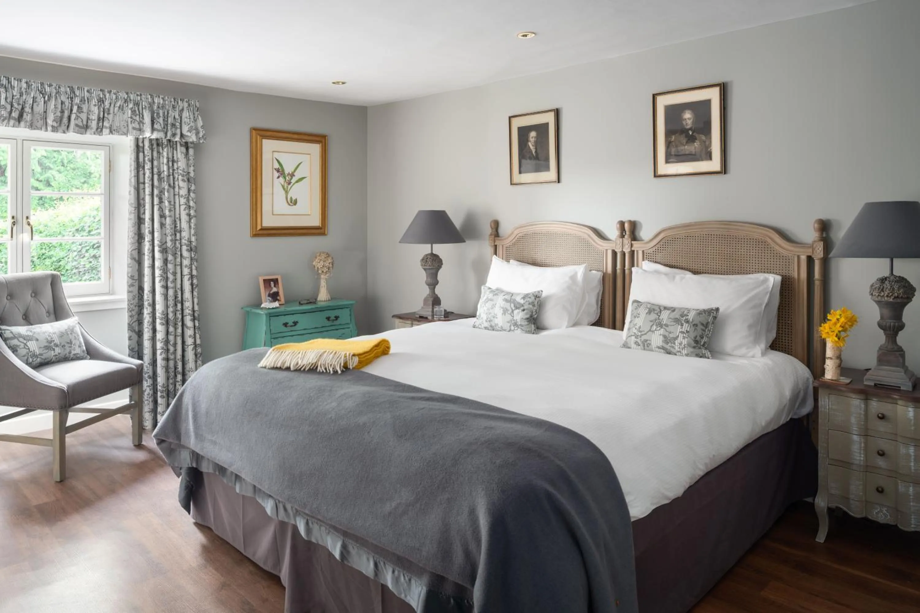 Bedroom, Bed in Meikleour Arms Hotel & Restaurant