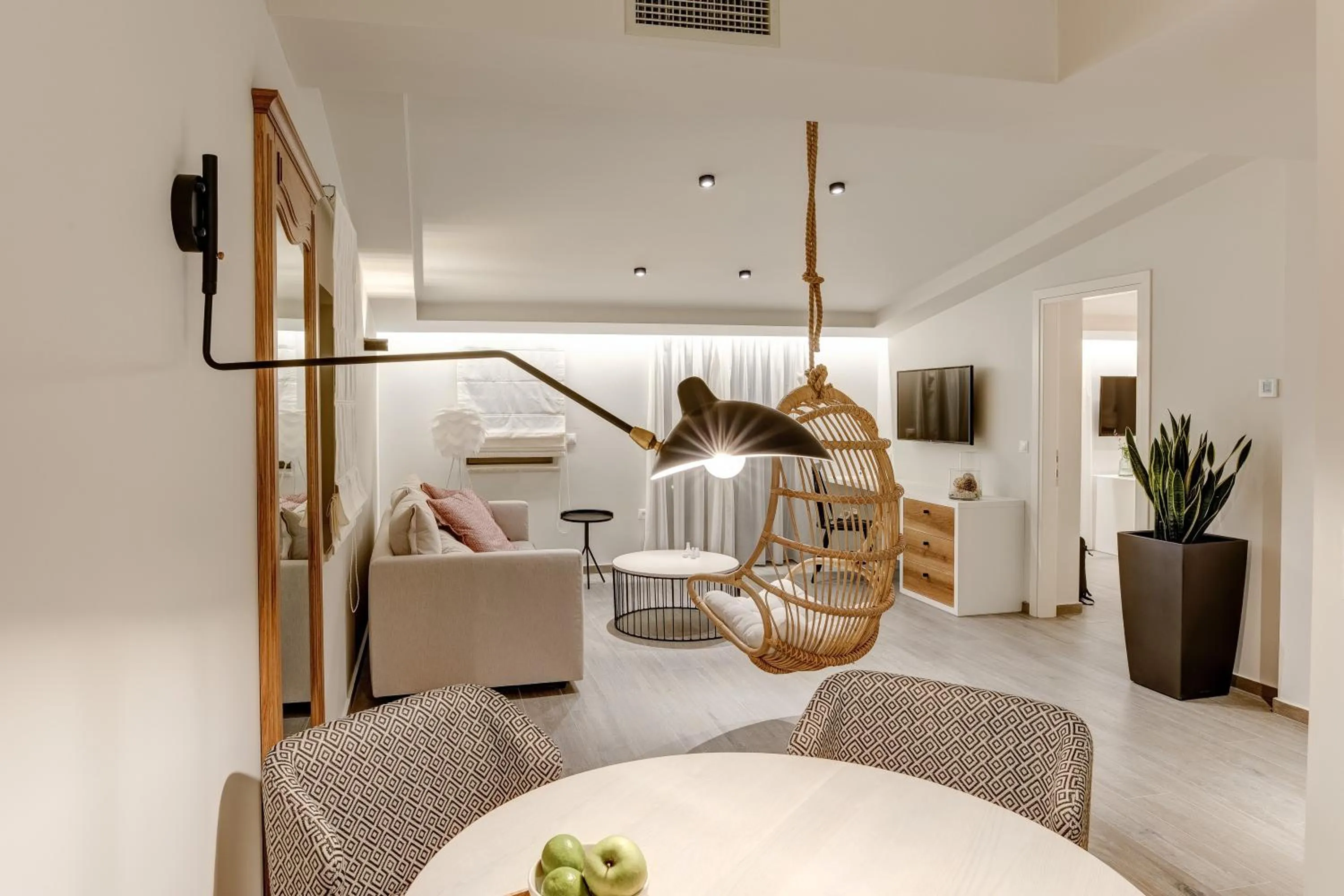 Anemolia Parga Suites