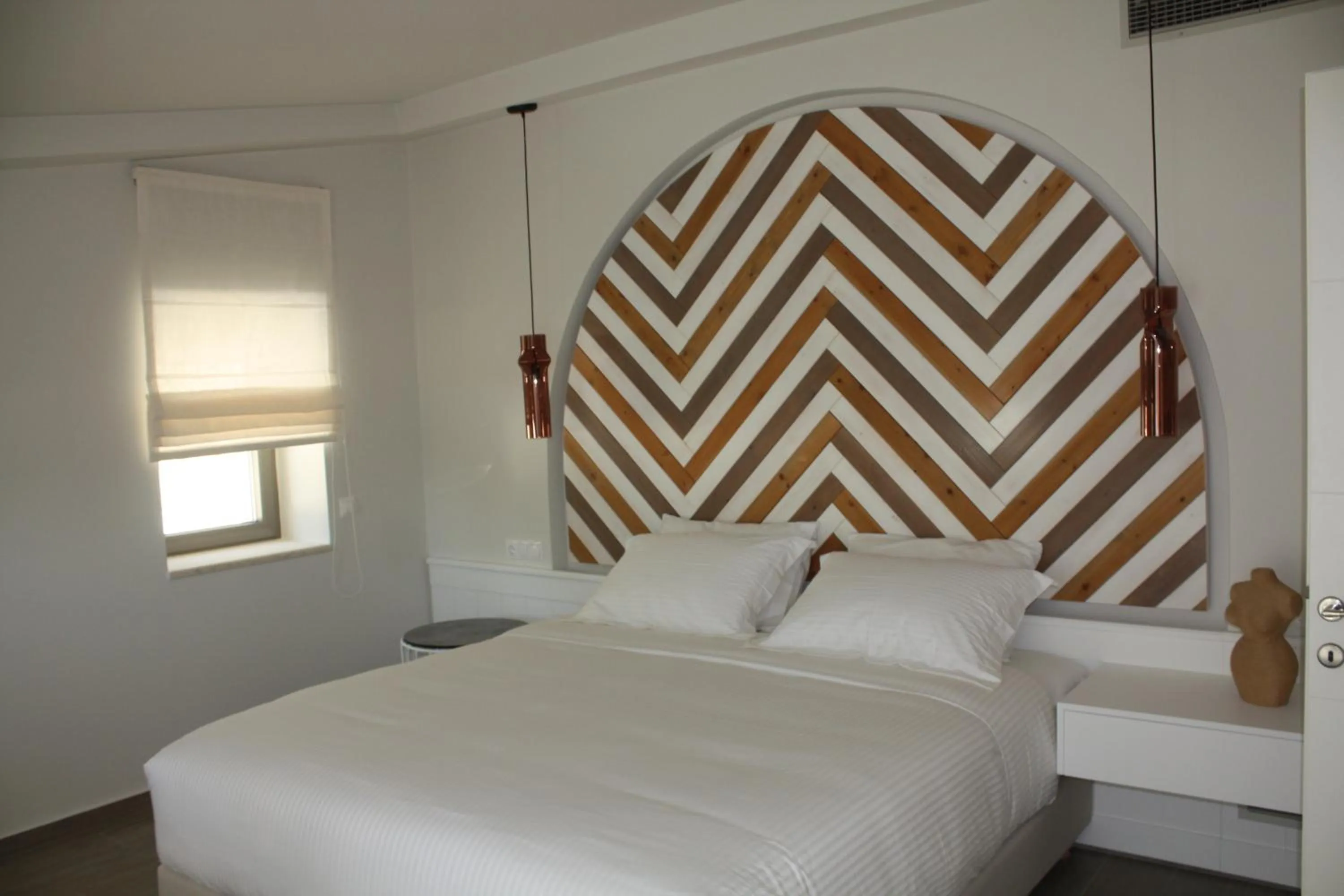 Bed in Anemolia Parga Suites