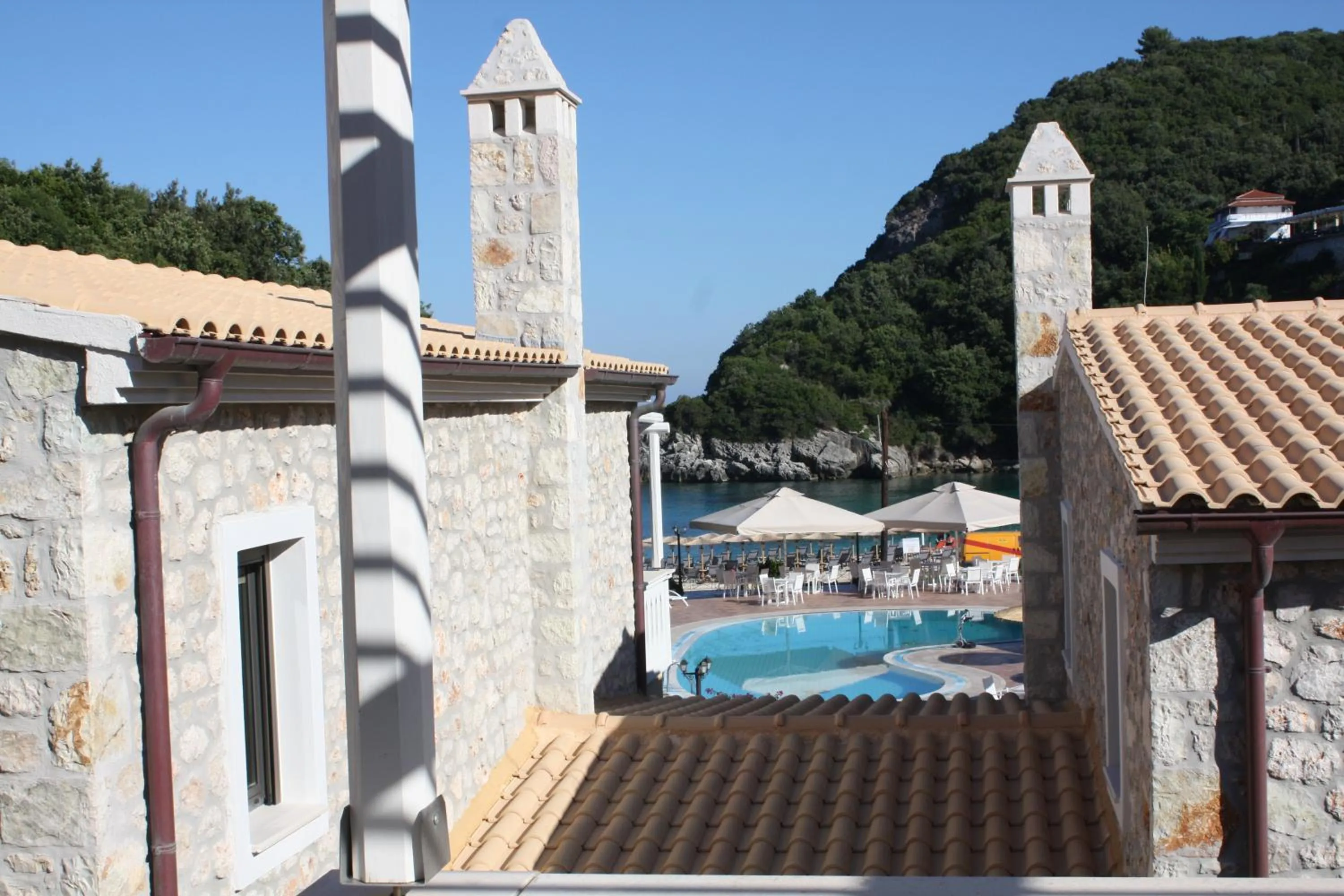 Anemolia Parga Suites