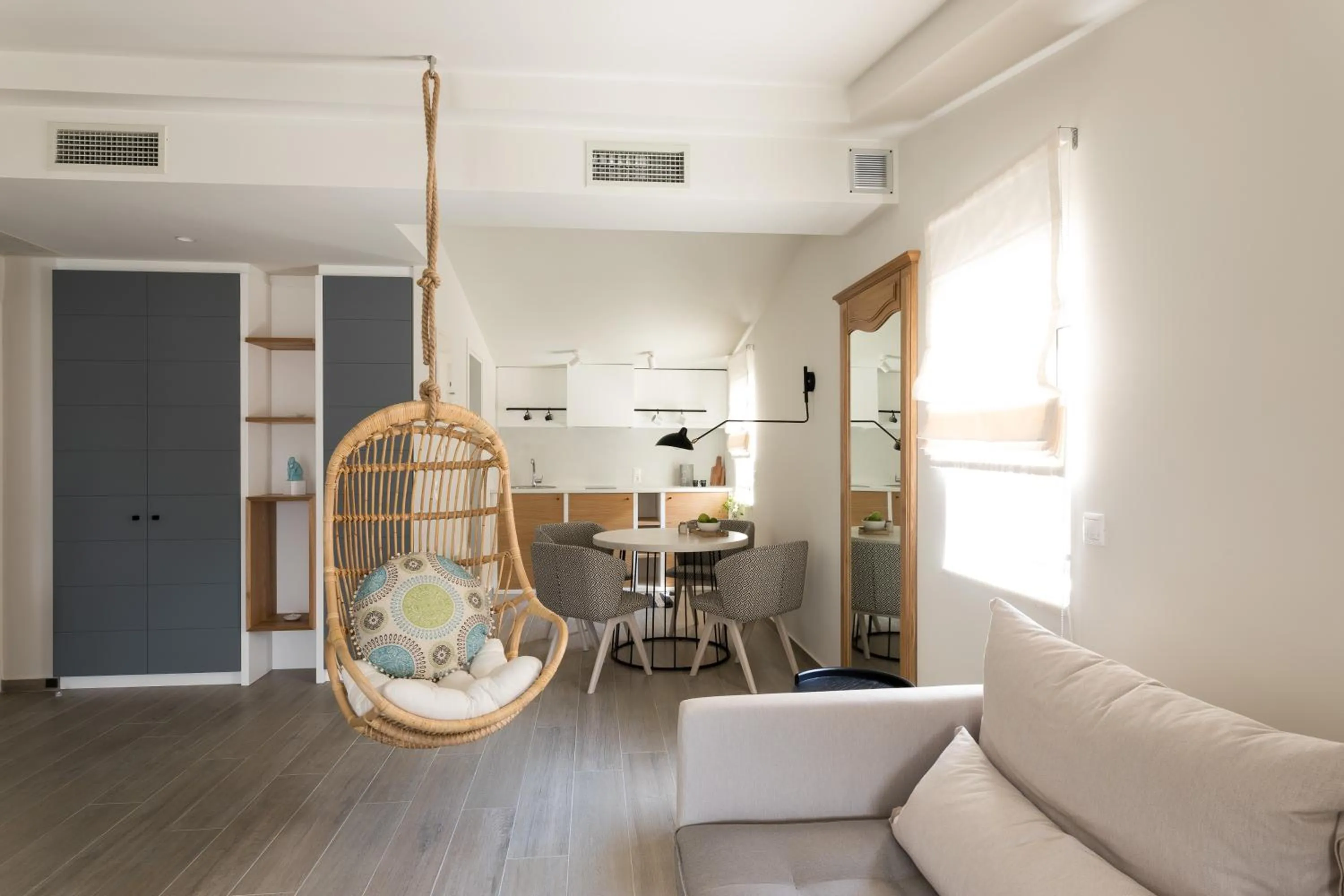 Anemolia Parga Suites