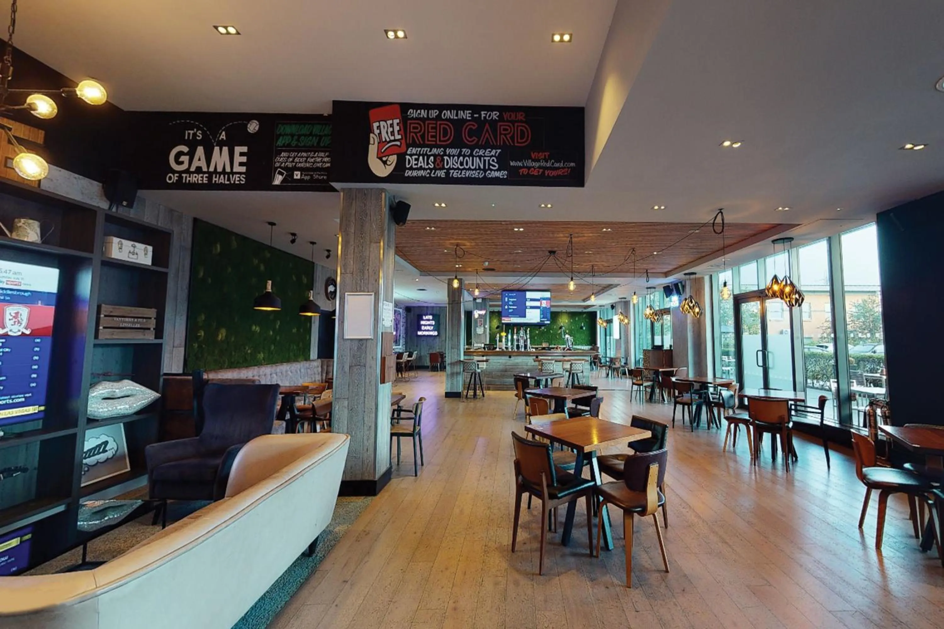 Restaurant/places to eat in Village Hotel Farnborough