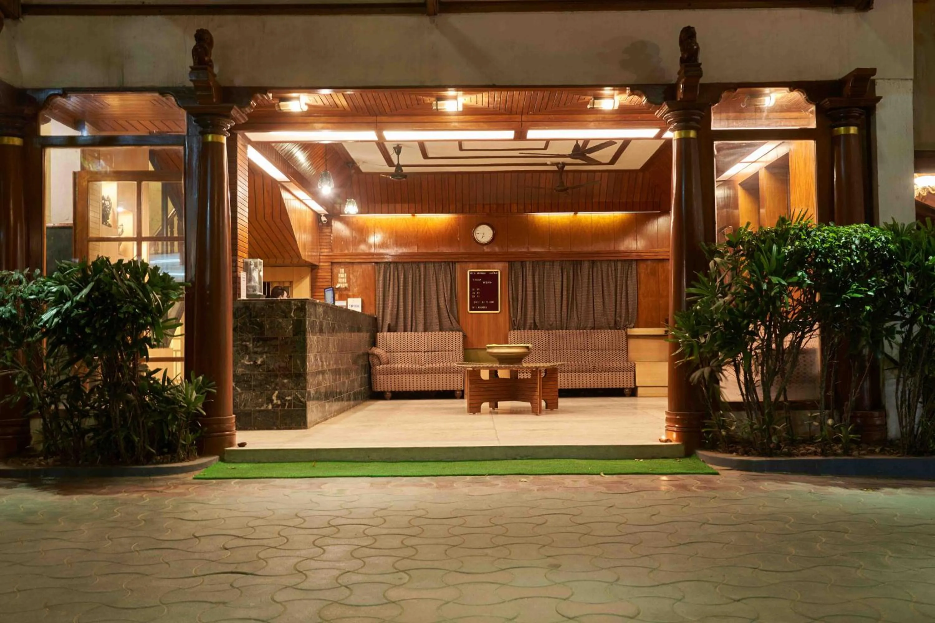 Lobby or reception in Hotel Mamallaa Heritage