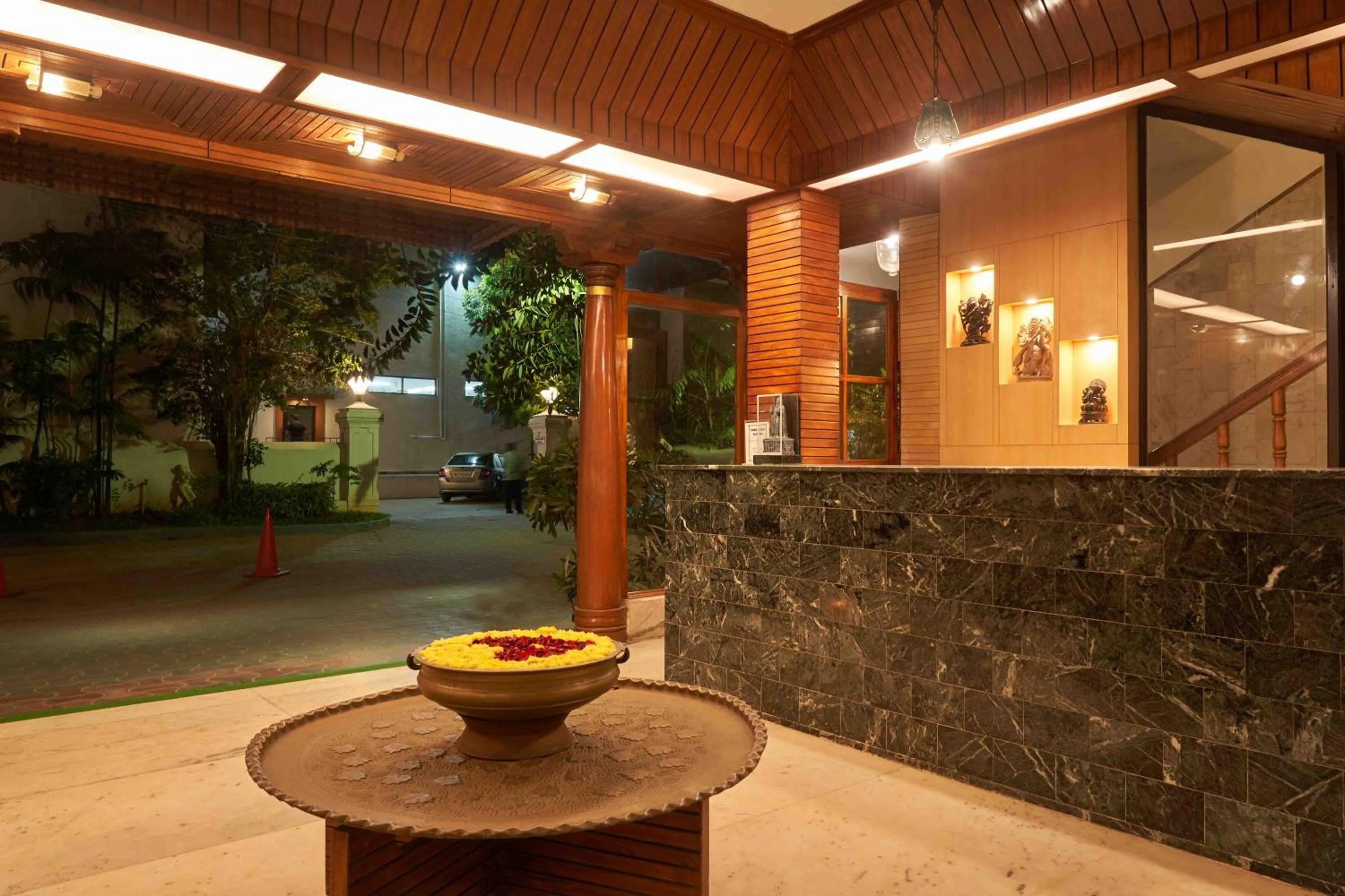Lobby or reception in Hotel Mamallaa Heritage