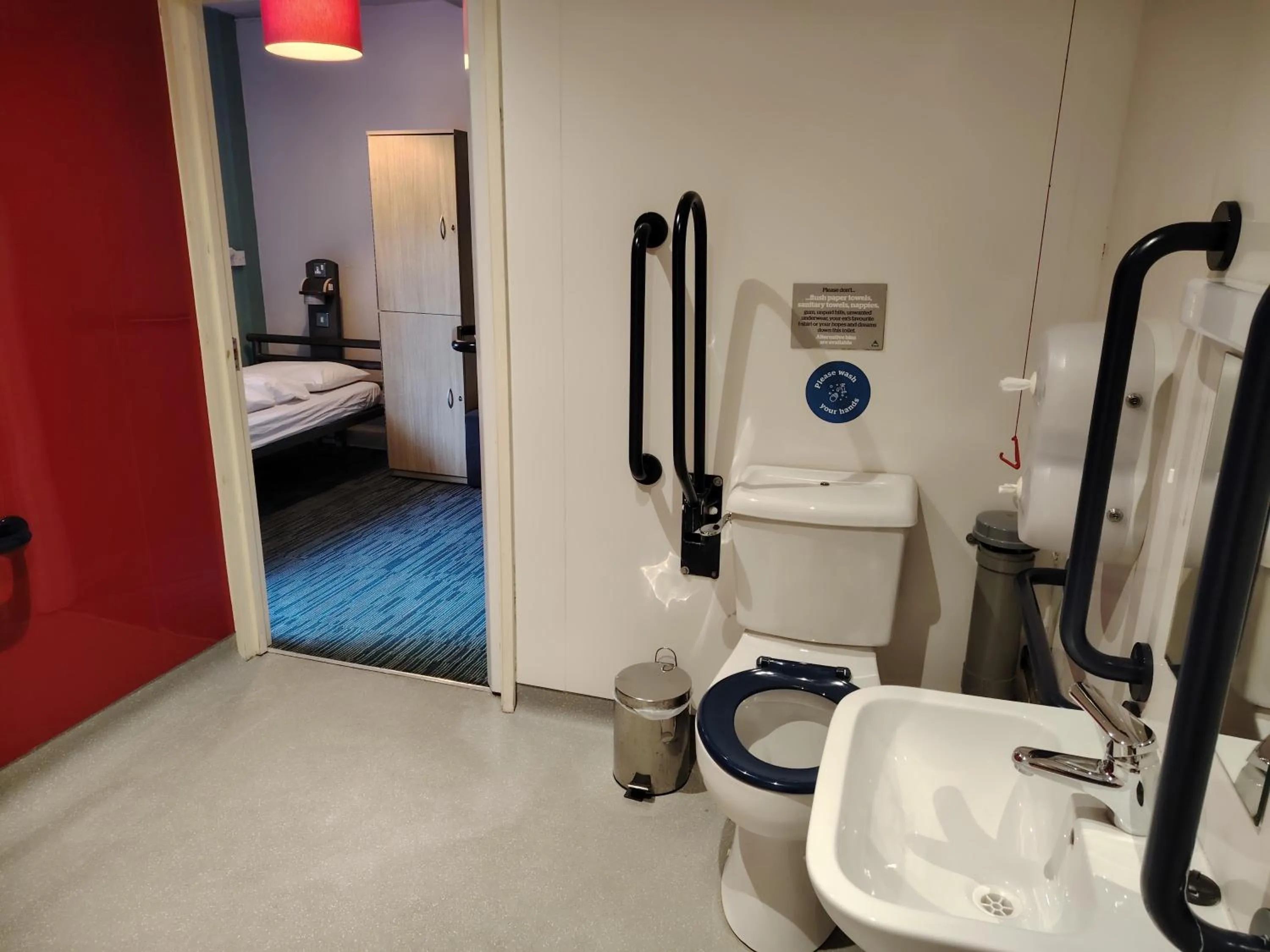 Bathroom in YHA Malham