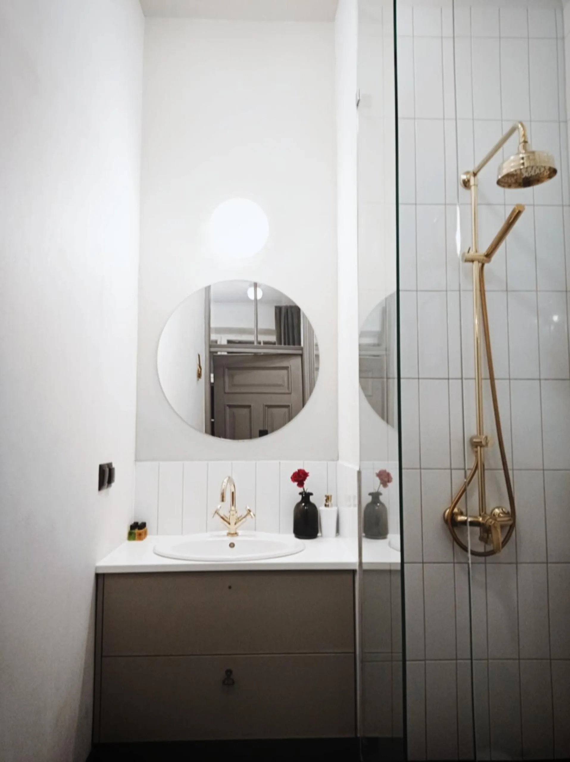 Bathroom in Aparthotel Nowy Świat 28