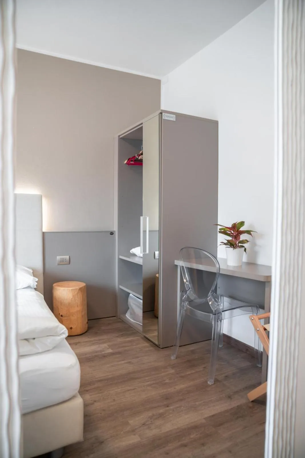 Decorative detail, Bed in Hotel Rolly