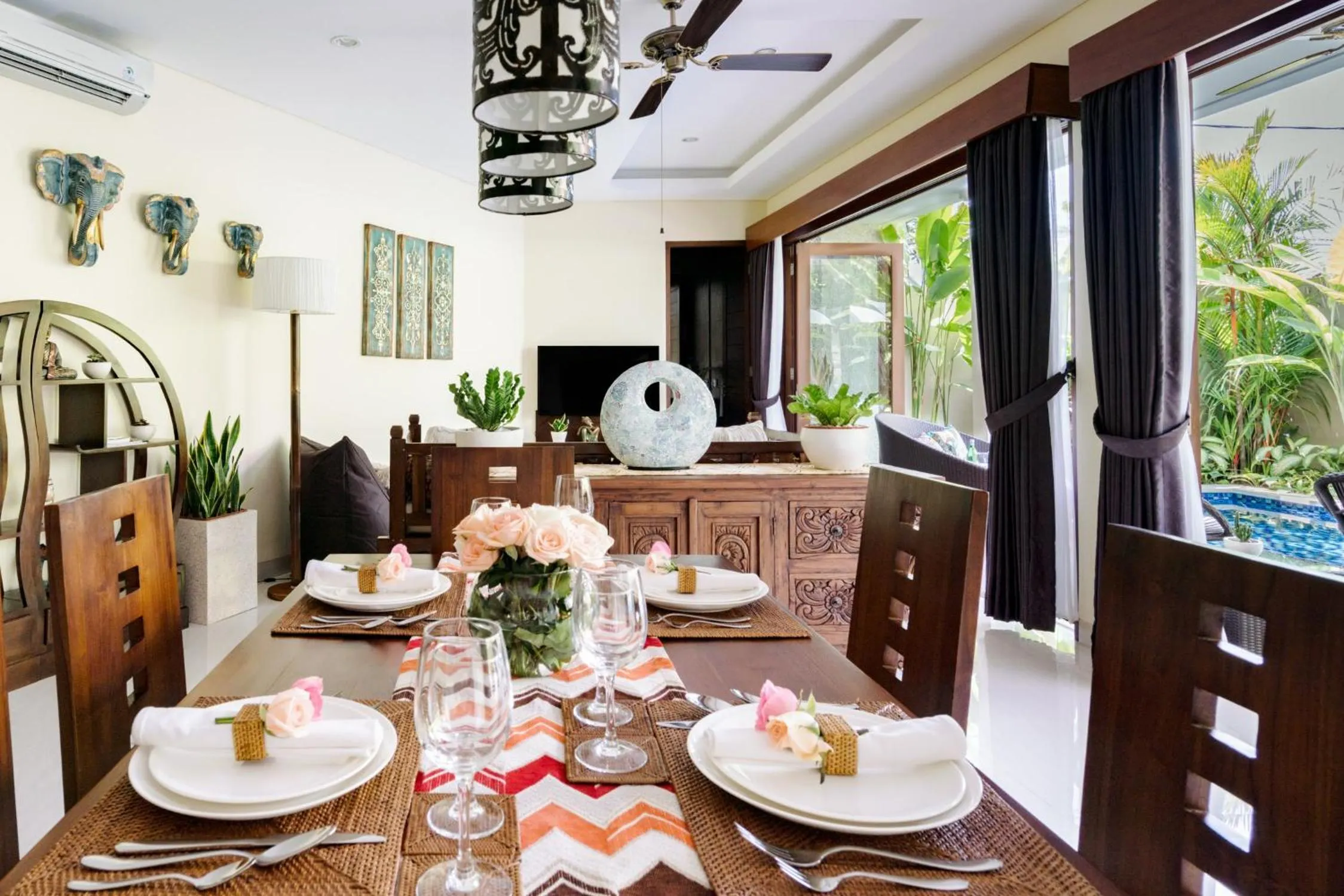 Dining area in Kubu Gajah Villas