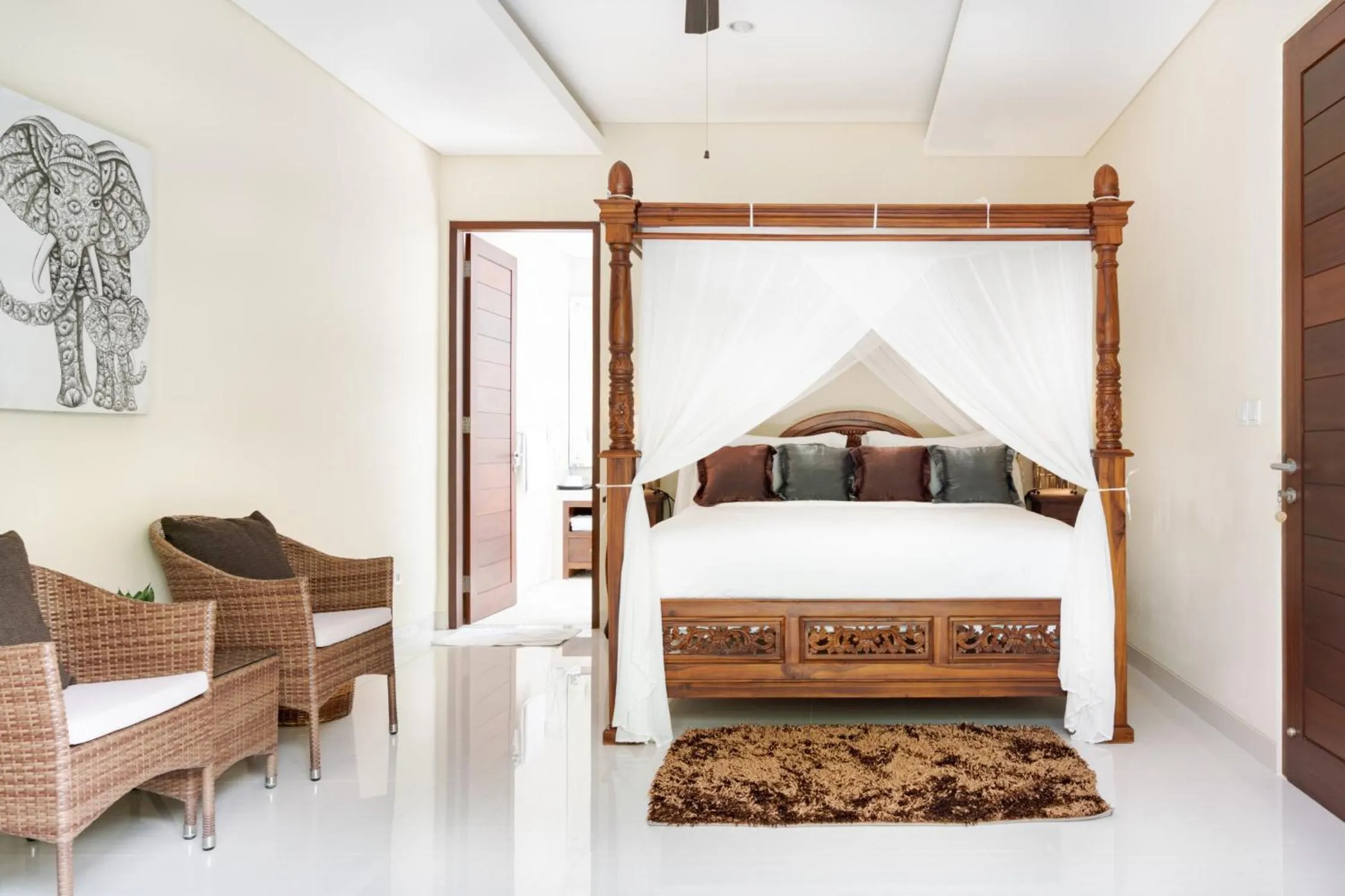 Bed in Kubu Gajah Villas