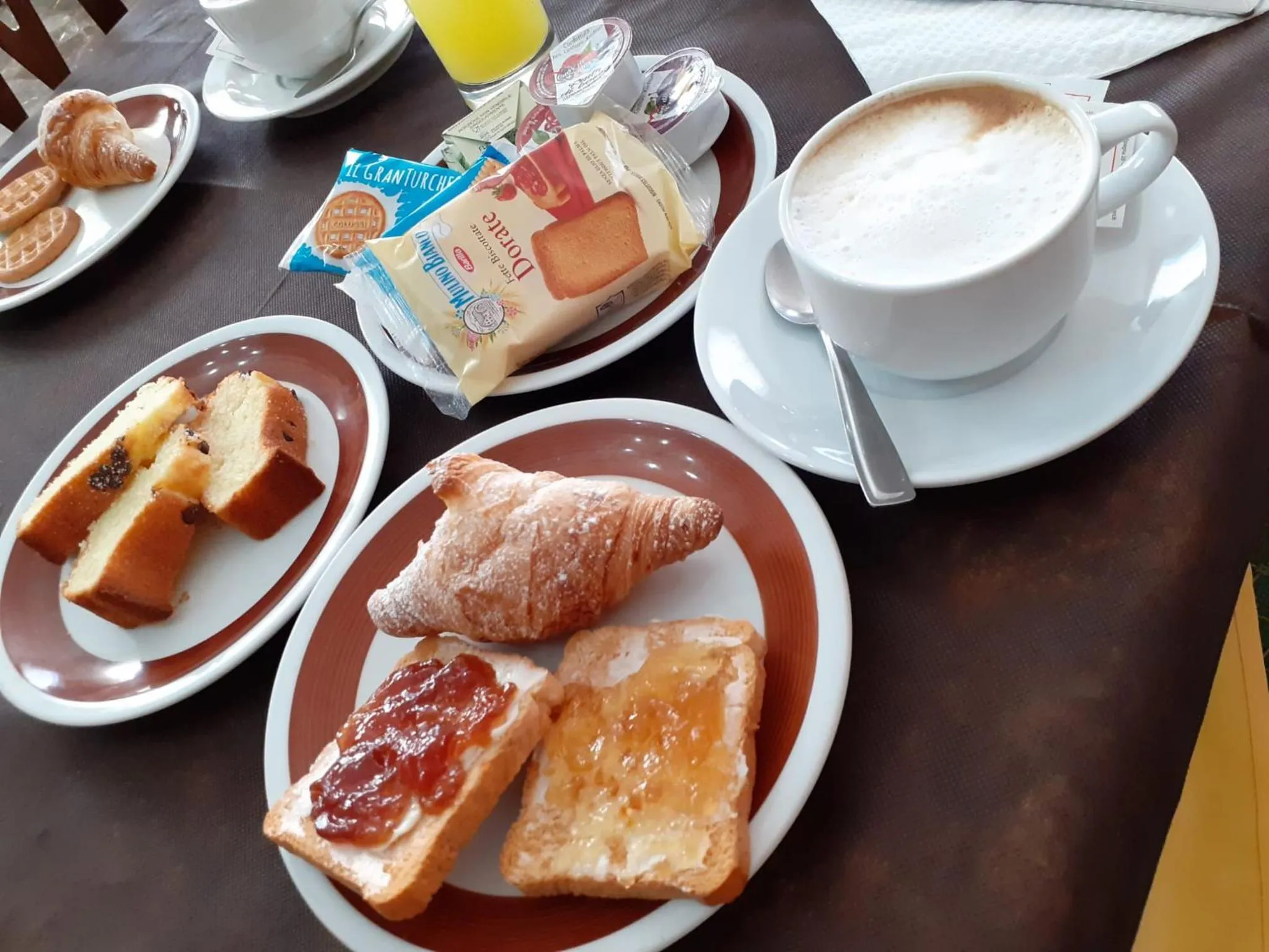 Breakfast in Hotel Fleming