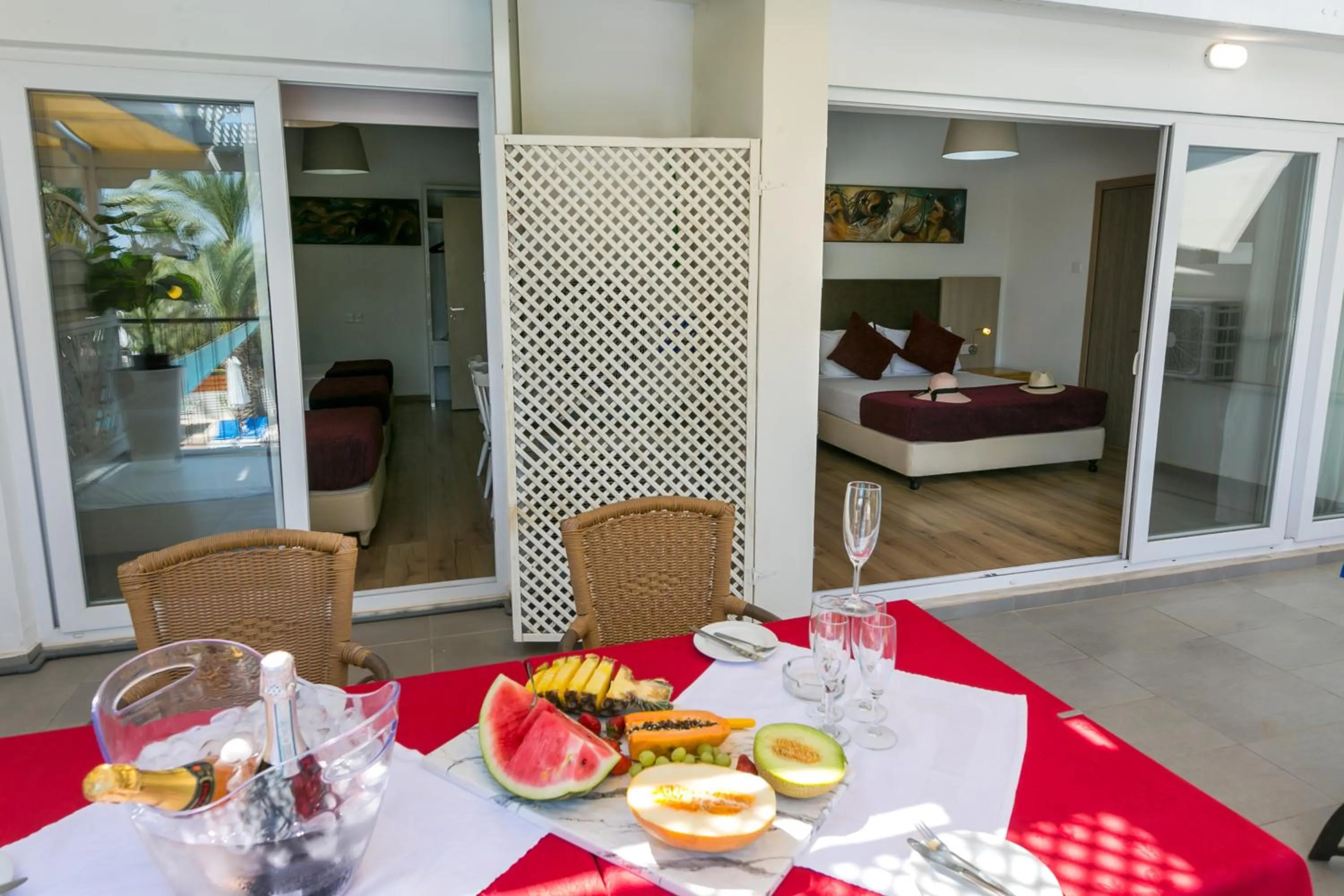 Food and drinks, Bed in Fitosinn Hotel