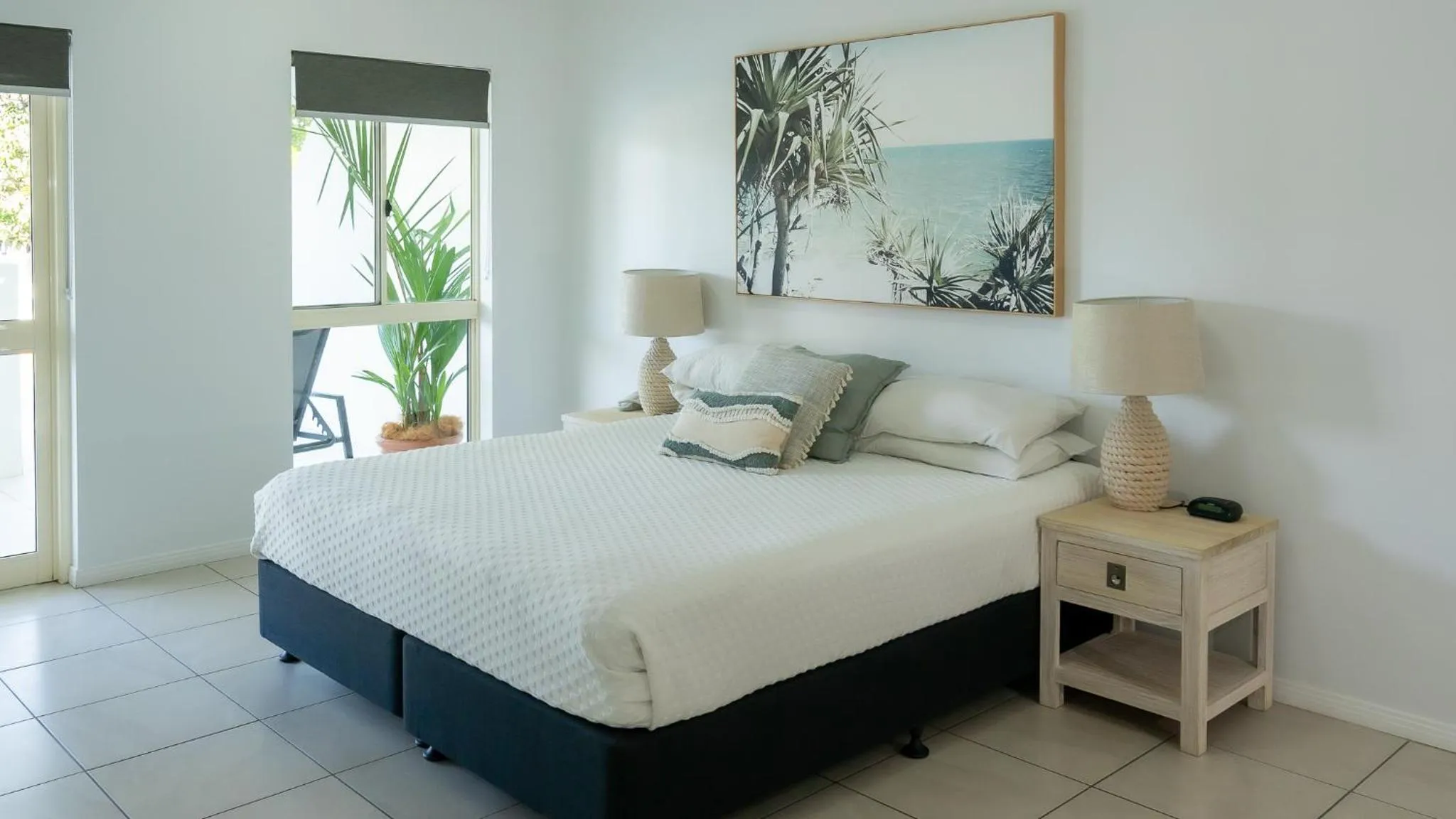 Bedroom, Bed in Waters Edge Apartment Cairns