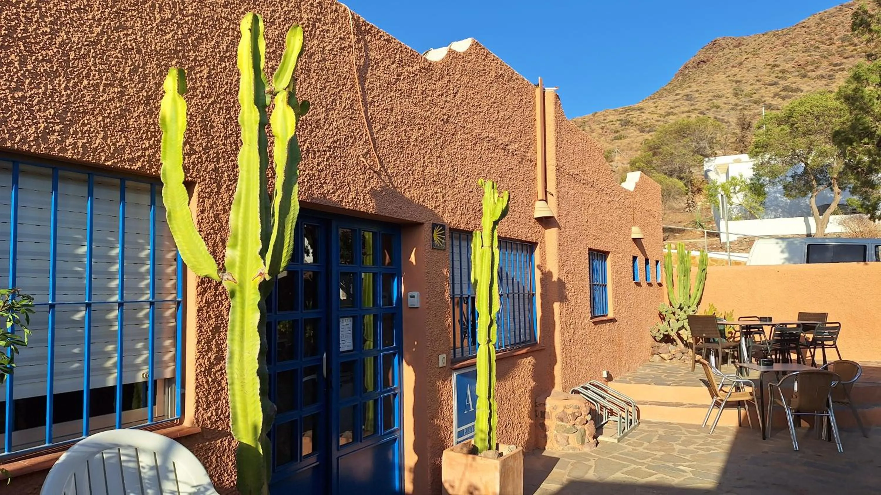 Property building in Albergue de San Jose