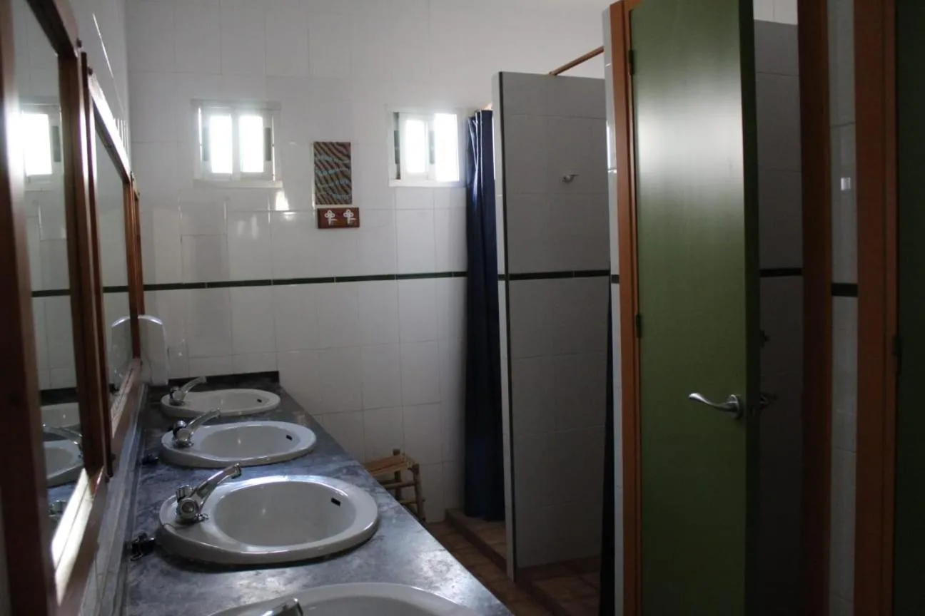 Shower in Albergue de San Jose