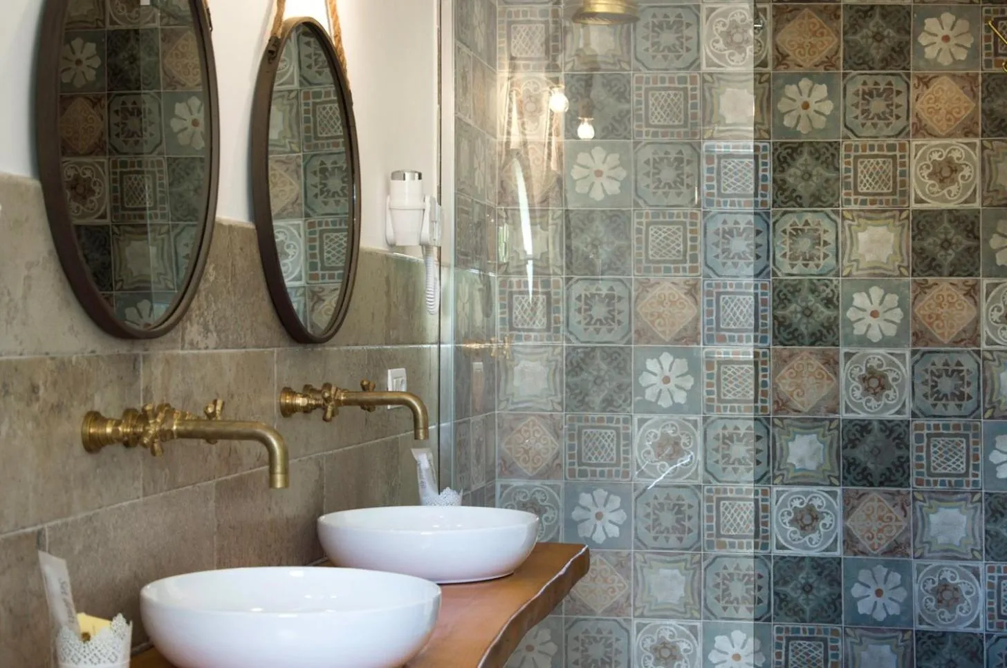 Shower in Villa de Lua Boutique Hotel