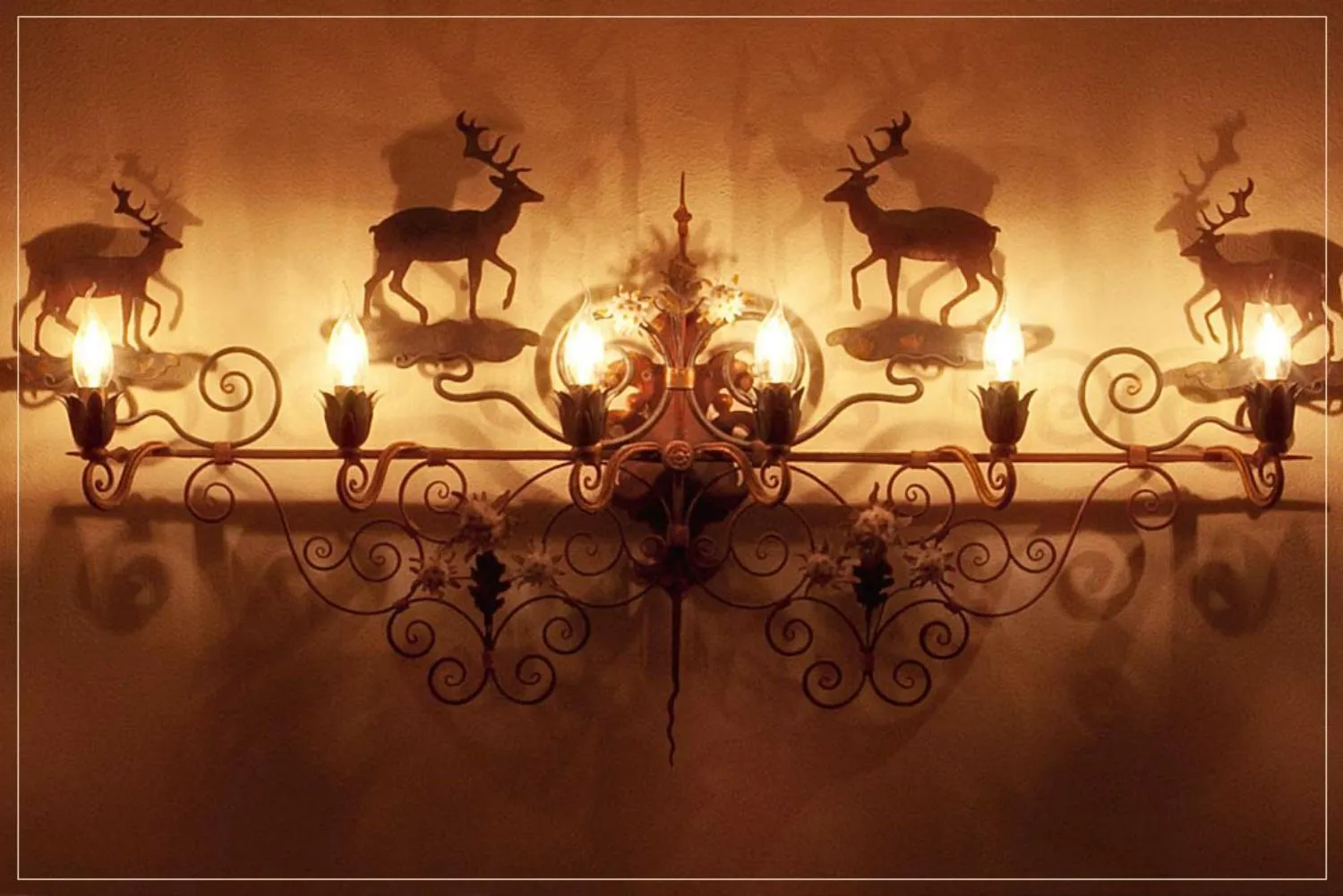 Decorative detail in Garnì Astoria Hotel & SPA