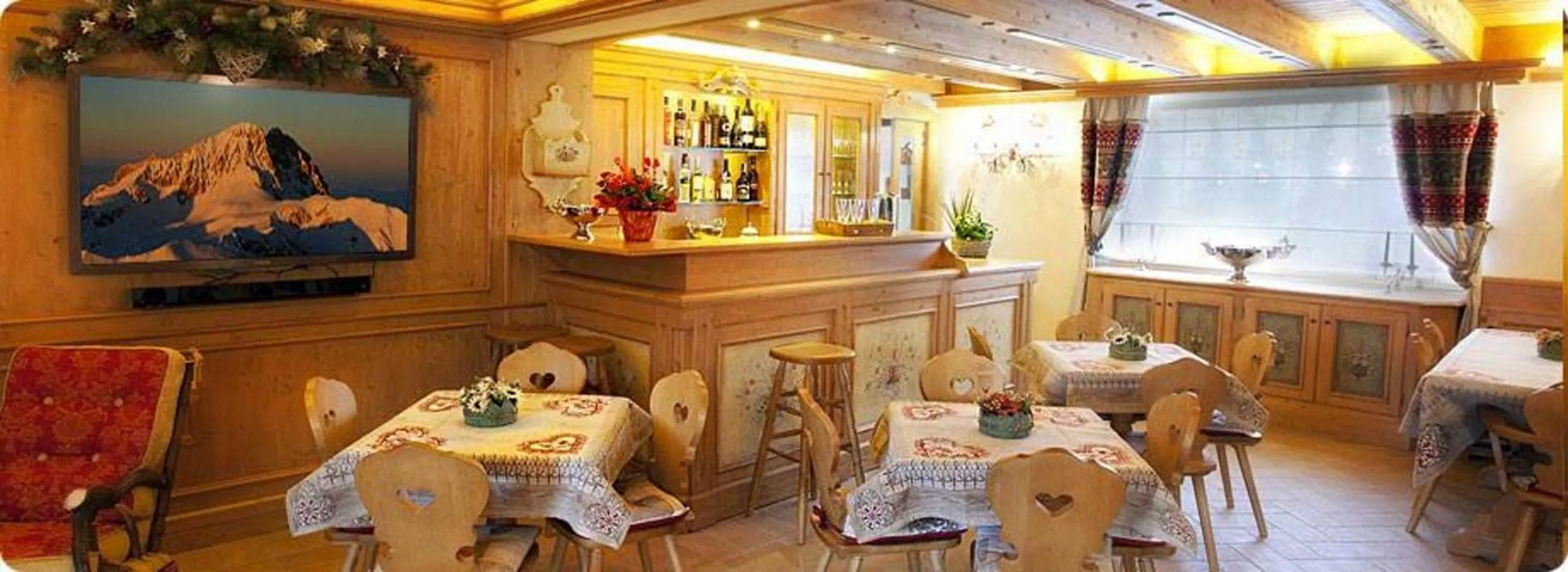 Lounge or bar in Garnì Astoria Hotel & SPA