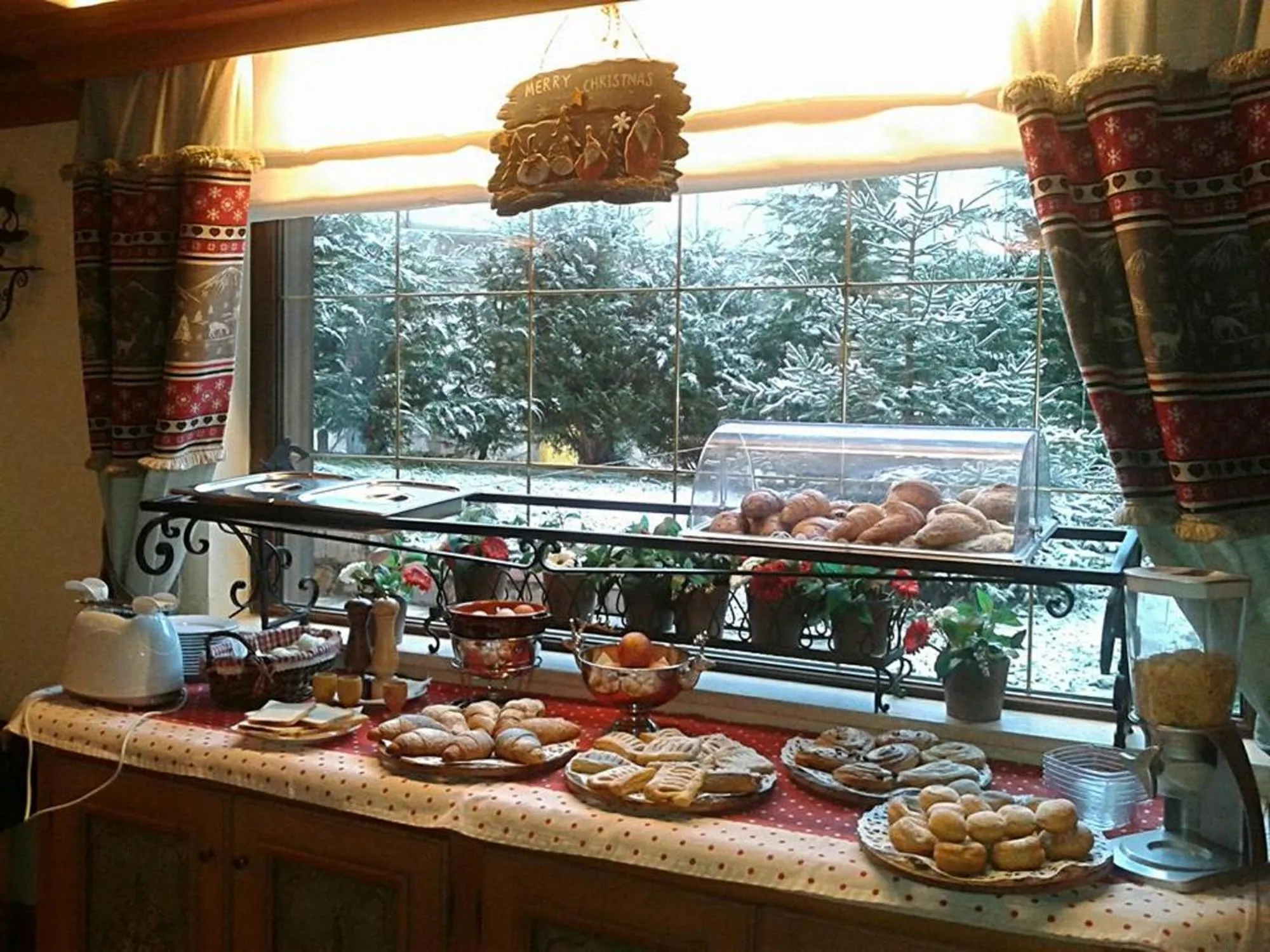 Italian breakfast in Garnì Astoria Hotel & SPA