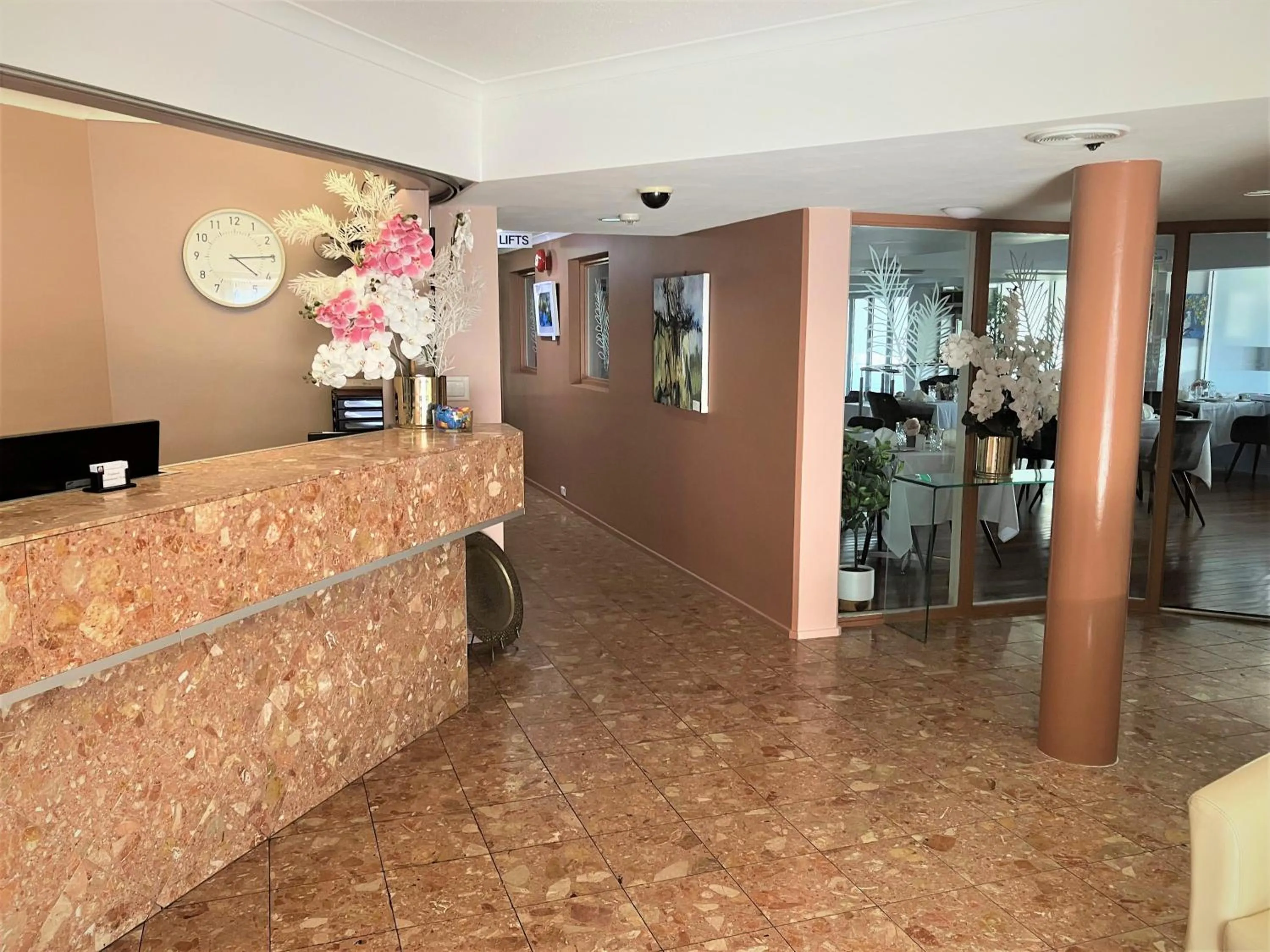 Lobby or reception in Highpoint International Hotel