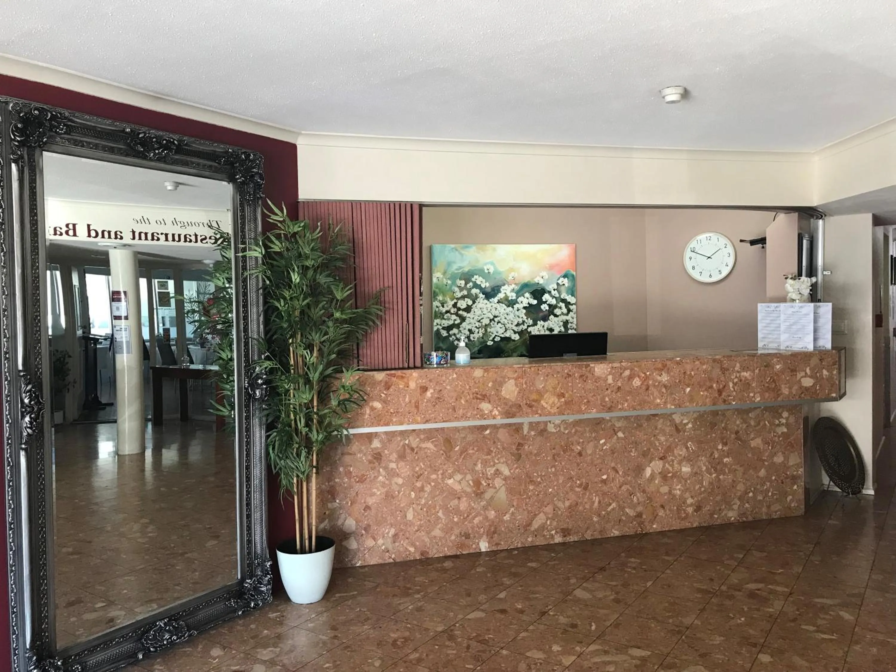 Lobby or reception in Highpoint International Hotel