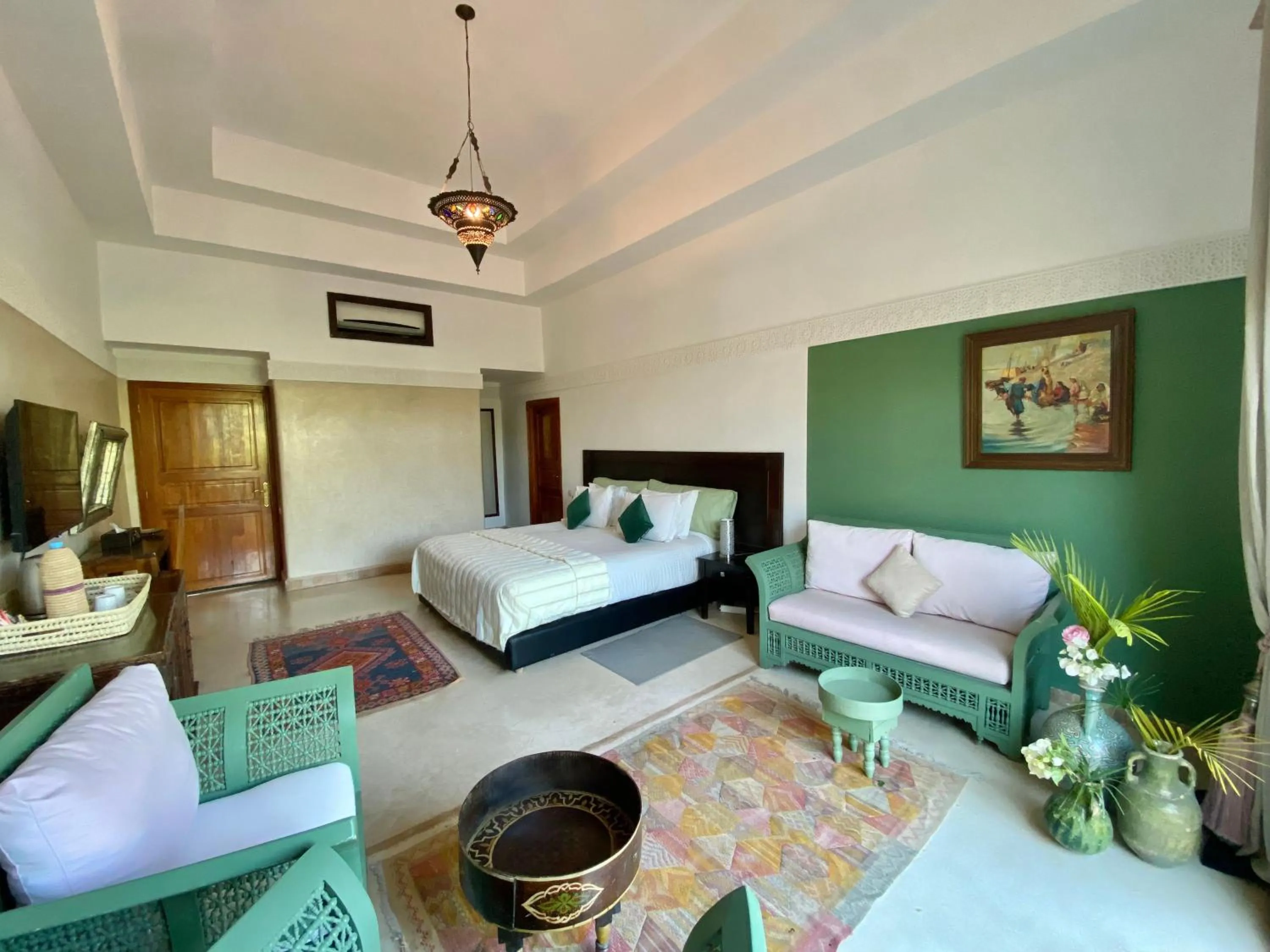 Photo of the whole room in La Villa Des Golfs & PinkCactus