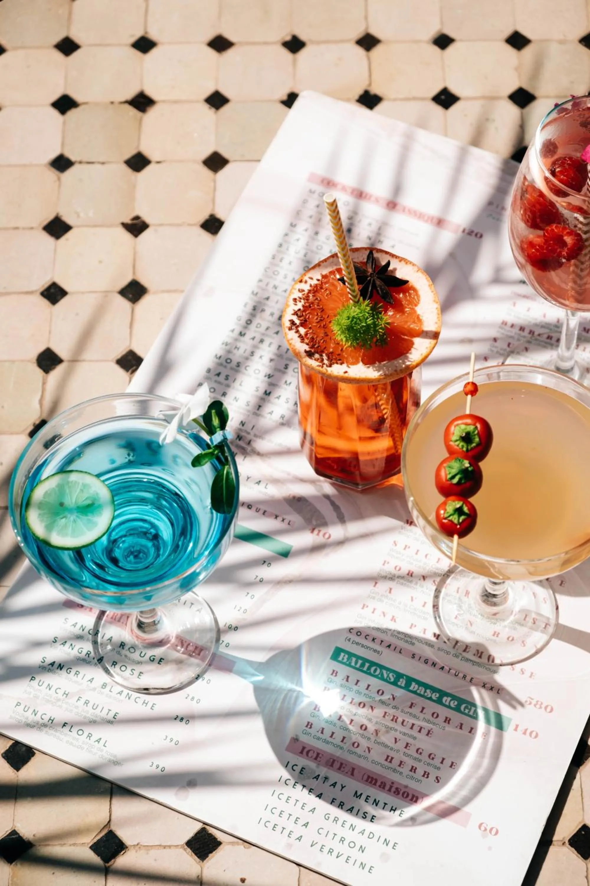 Drinks in La Villa Des Golfs & PinkCactus