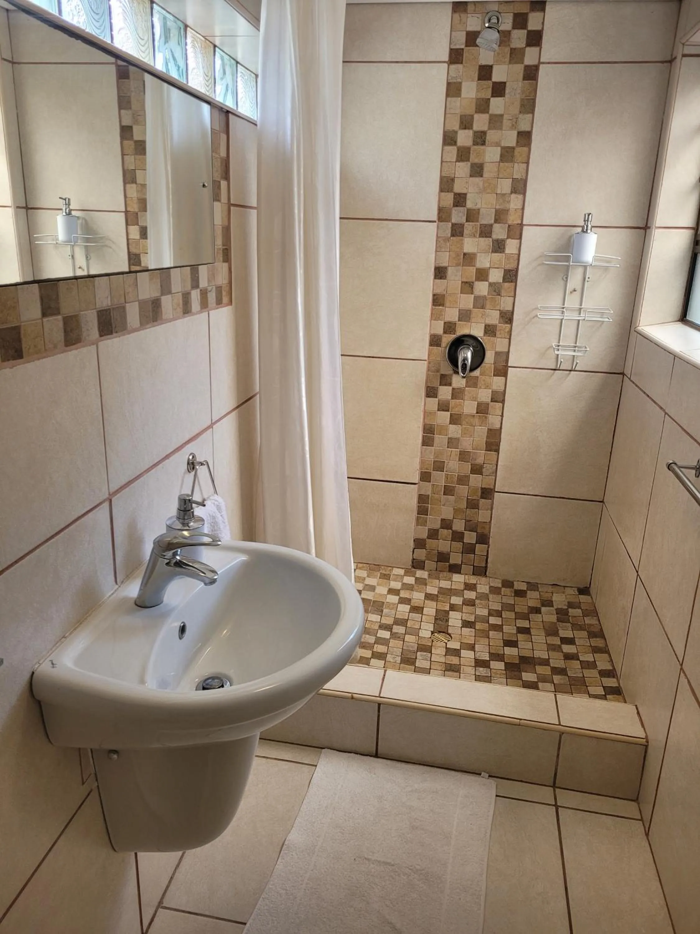 Kennington Palms B&B/Self Catering