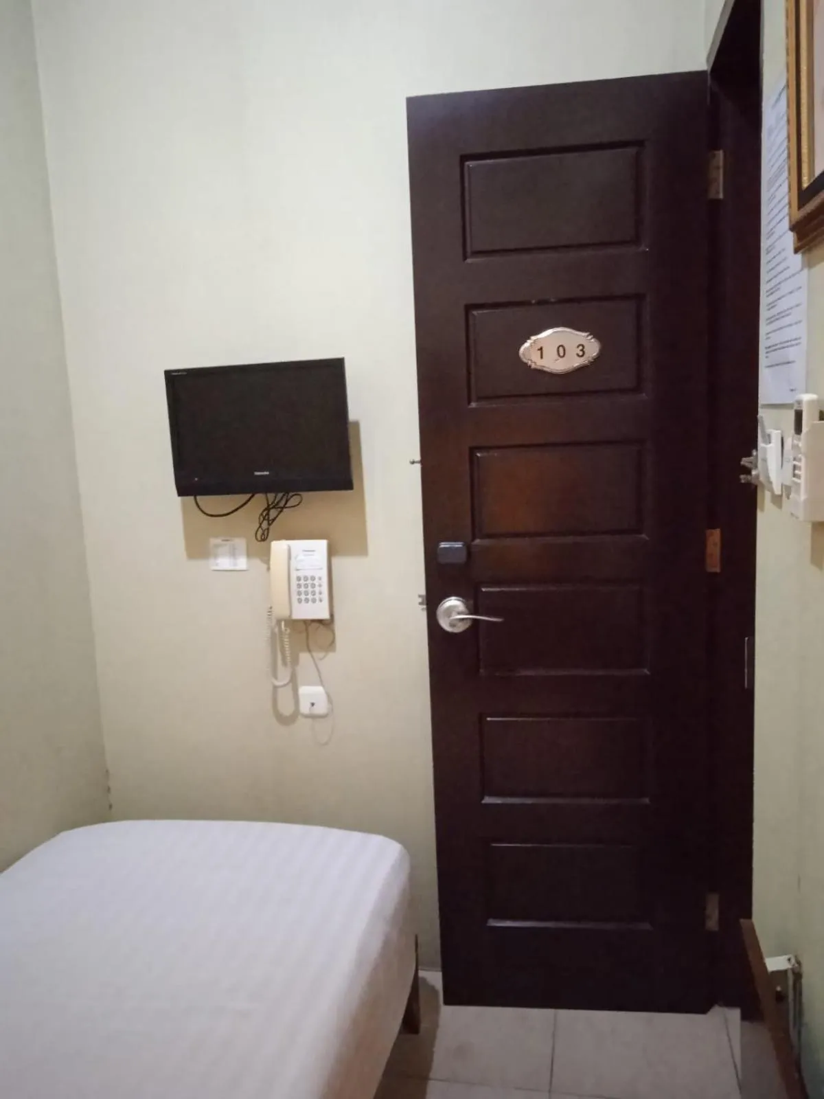 Bed in Hotel Rumah Shinta
