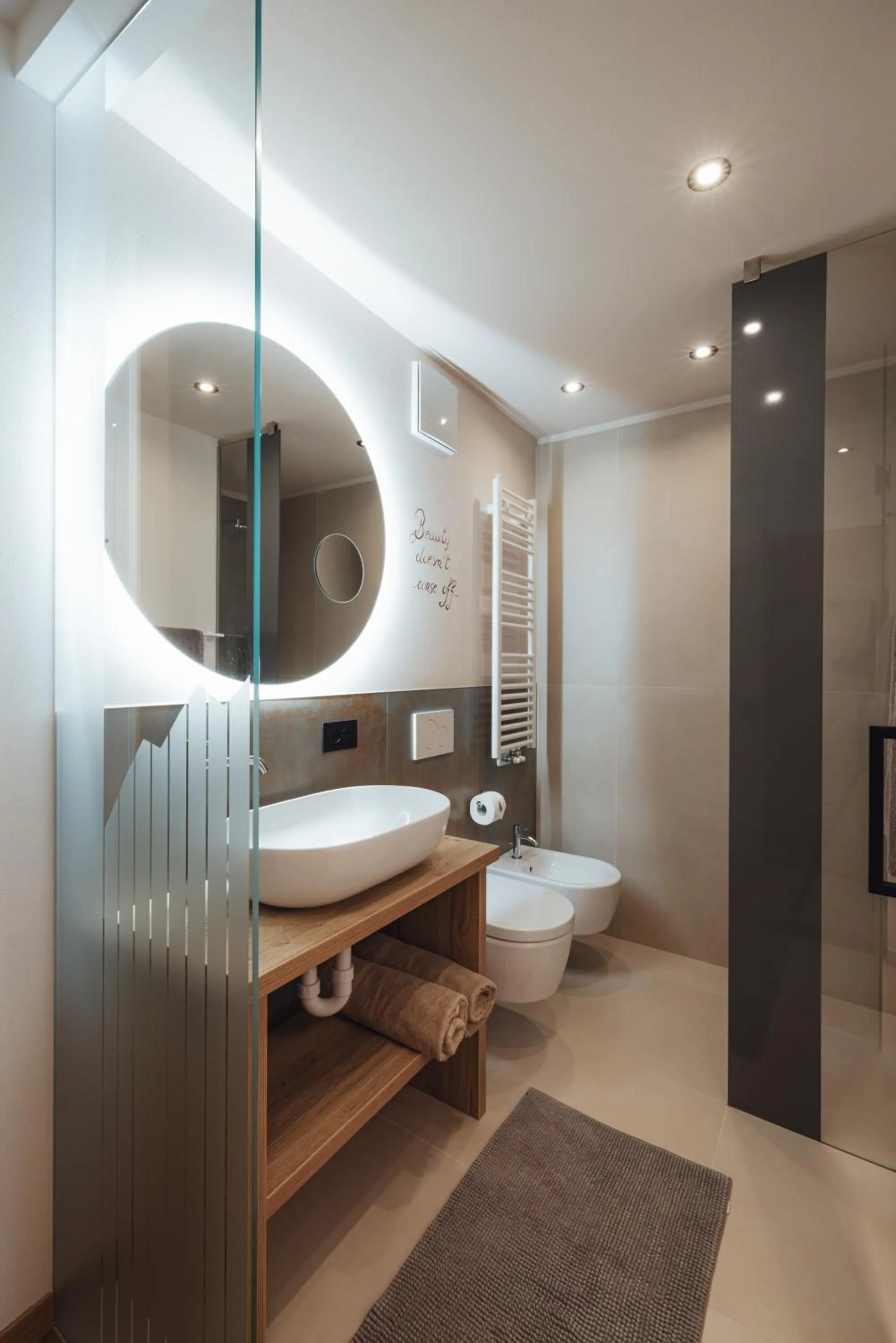 Bathroom in Hotel Garnì Laurino