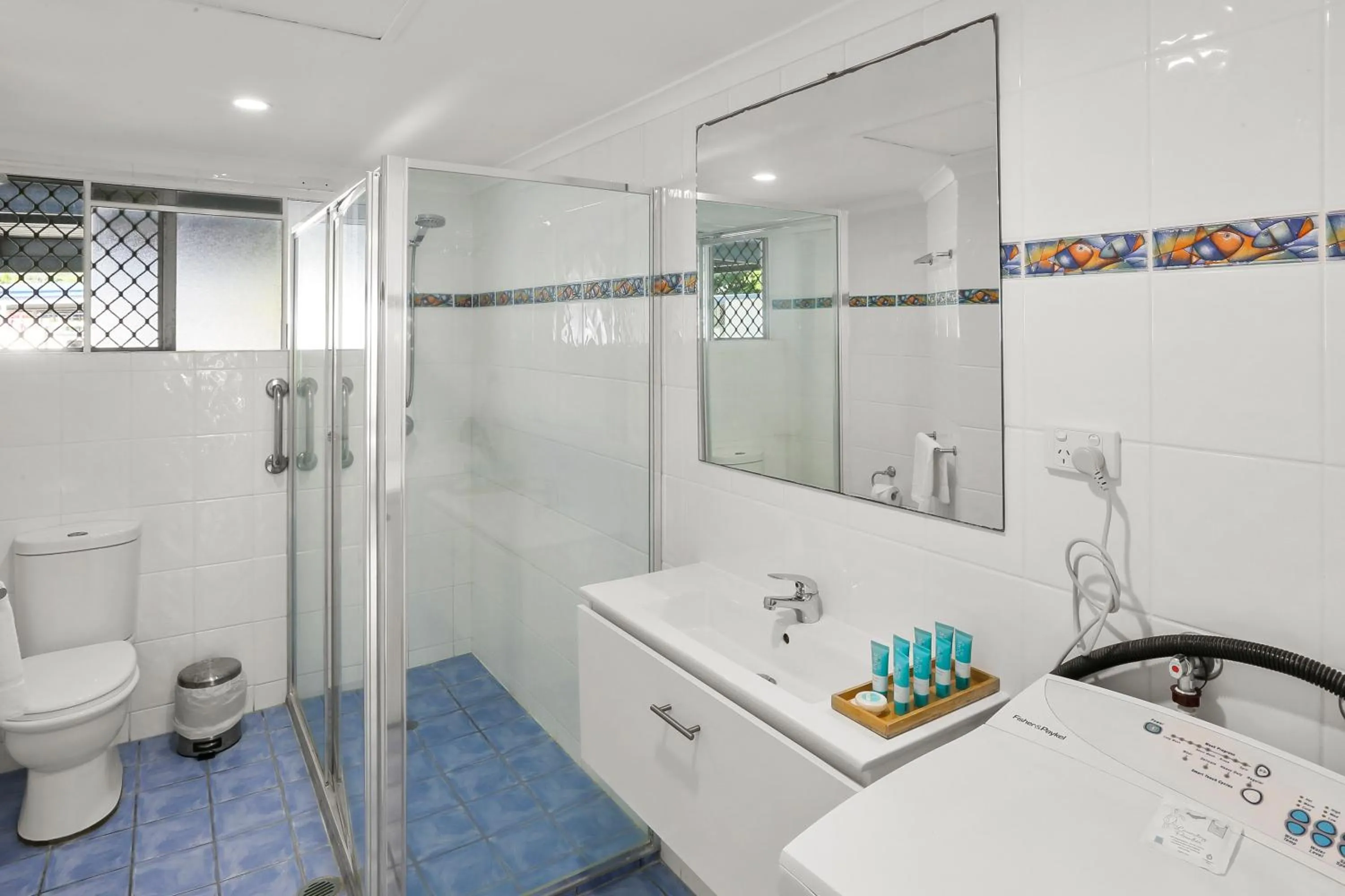 Bathroom in Agincourt Beachfront Apartments