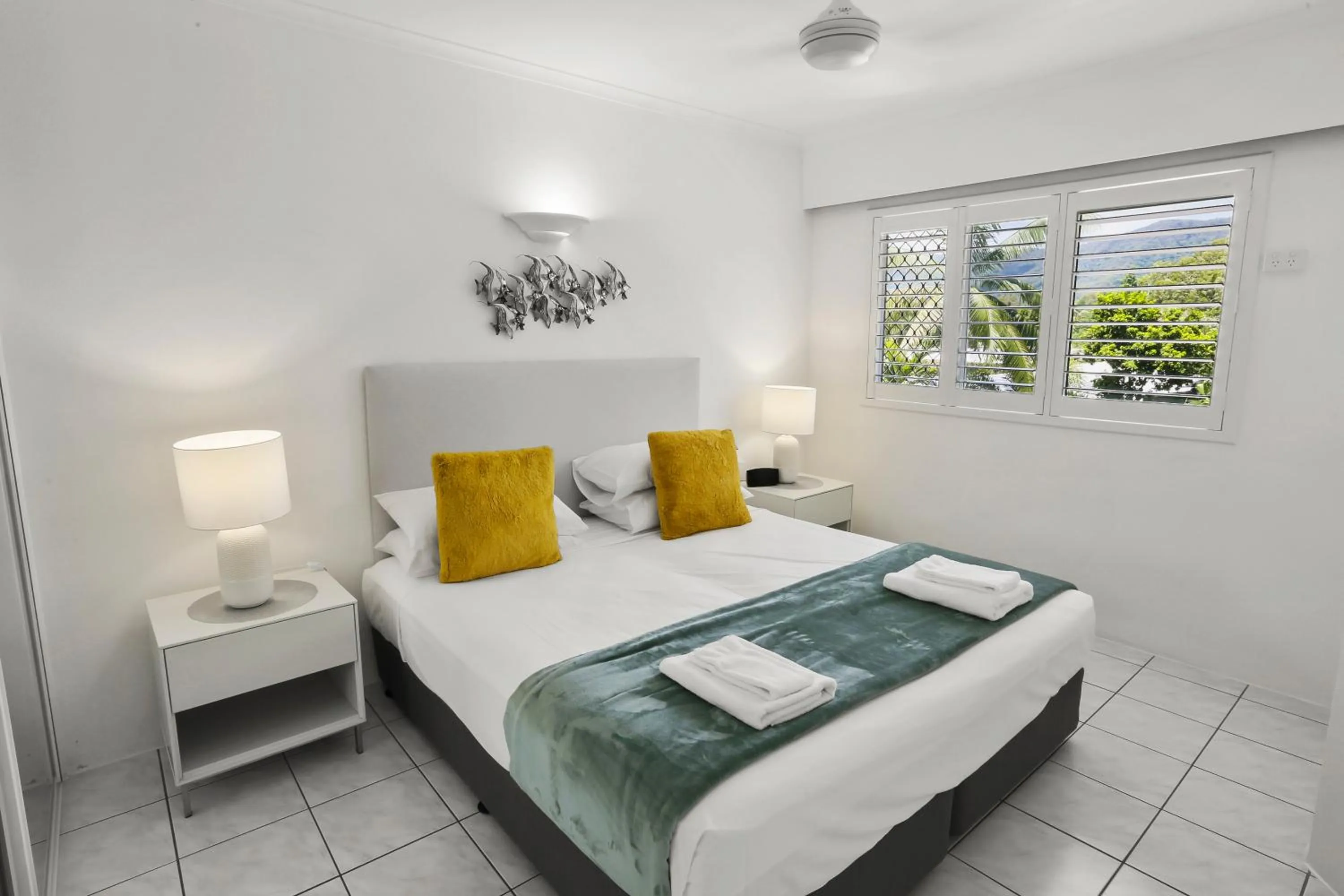 Bedroom, Bed in Agincourt Beachfront Apartments