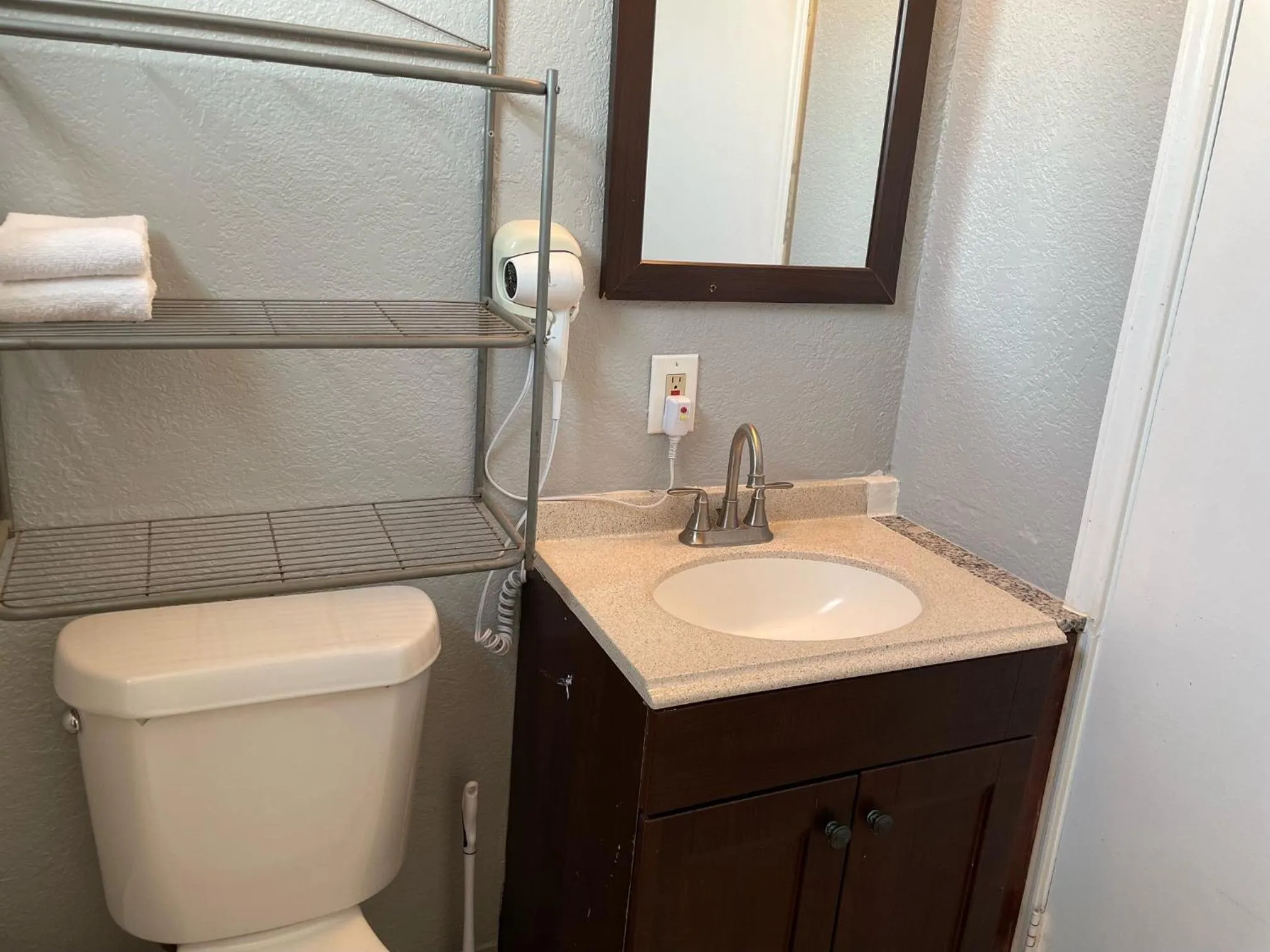 Bathroom in Southwind Inn