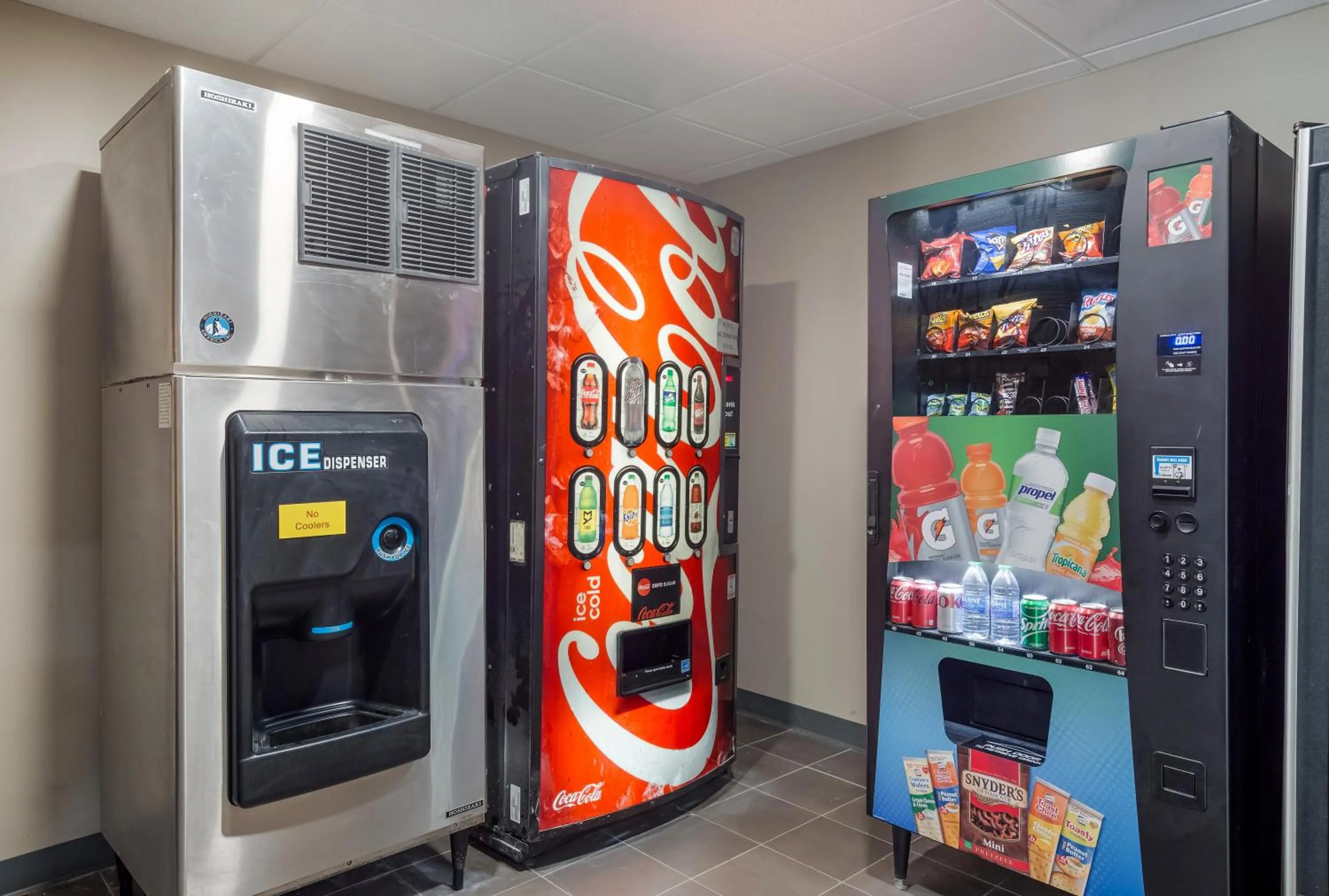 Drinks in Sleep Inn & Suites Foley - Gulf Shores North