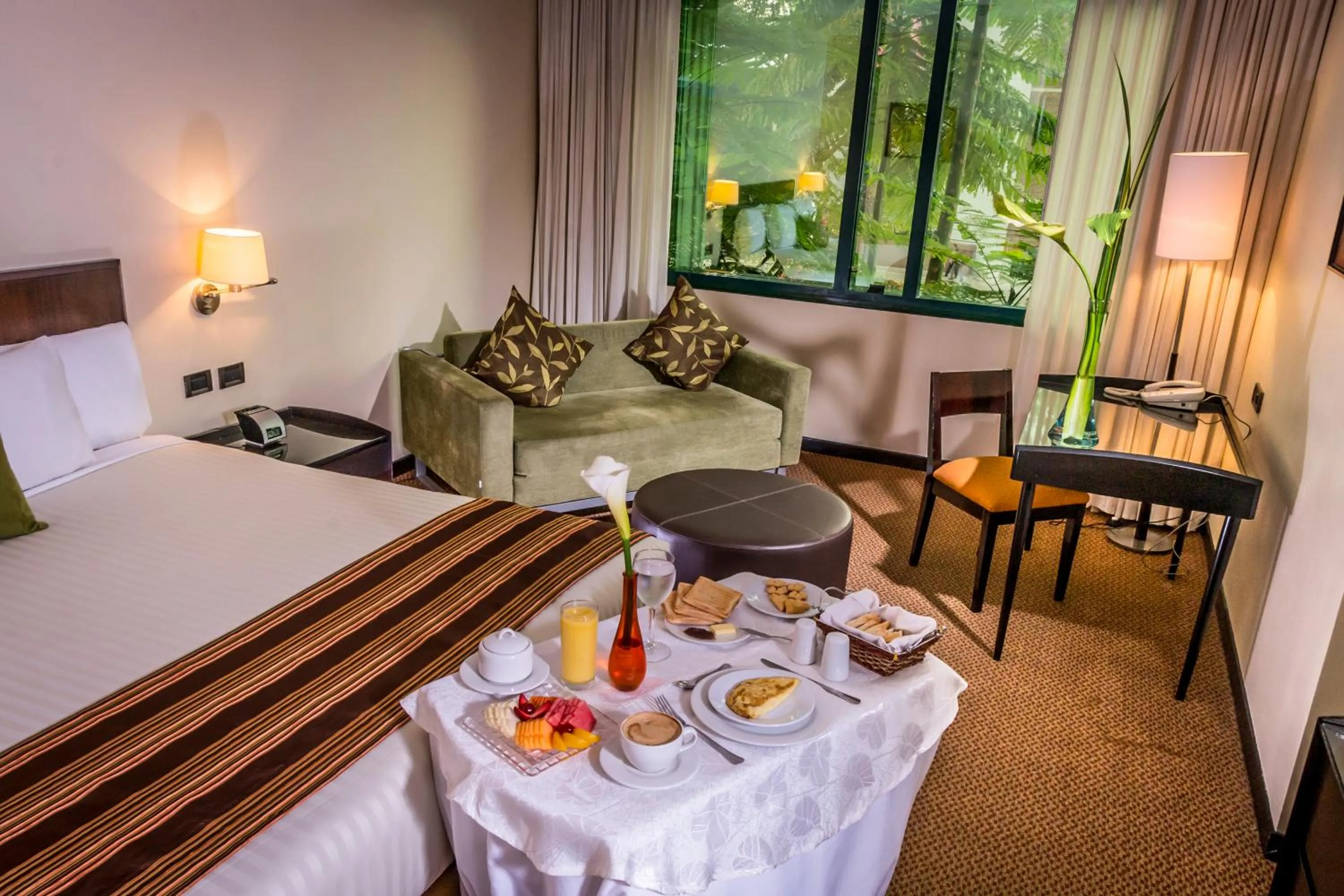 Bedroom in Lidotel Valencia