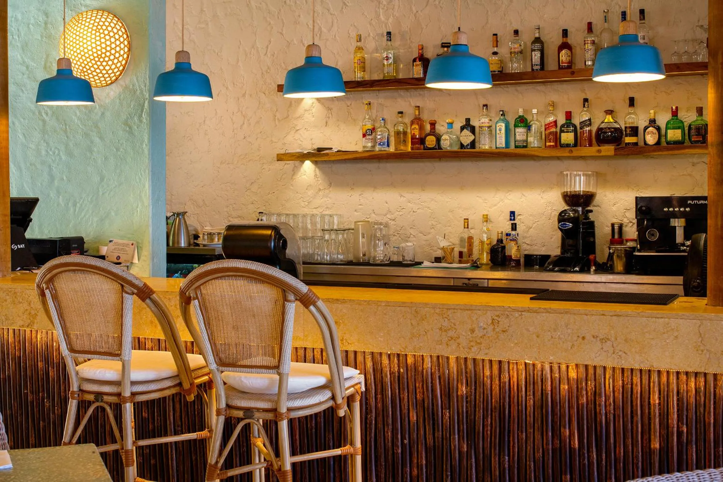 Lounge or bar in Hotel San Pedro de Majagua