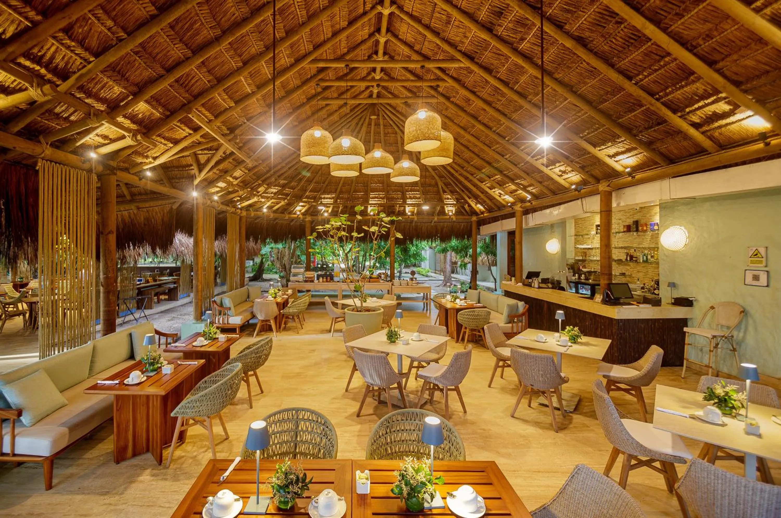 Restaurant/places to eat in Hotel San Pedro de Majagua