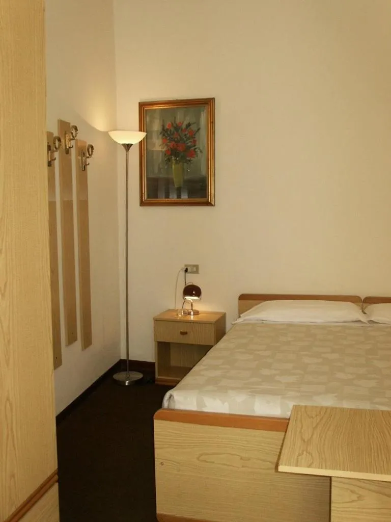 Decorative detail, Bed in Albergo Corona