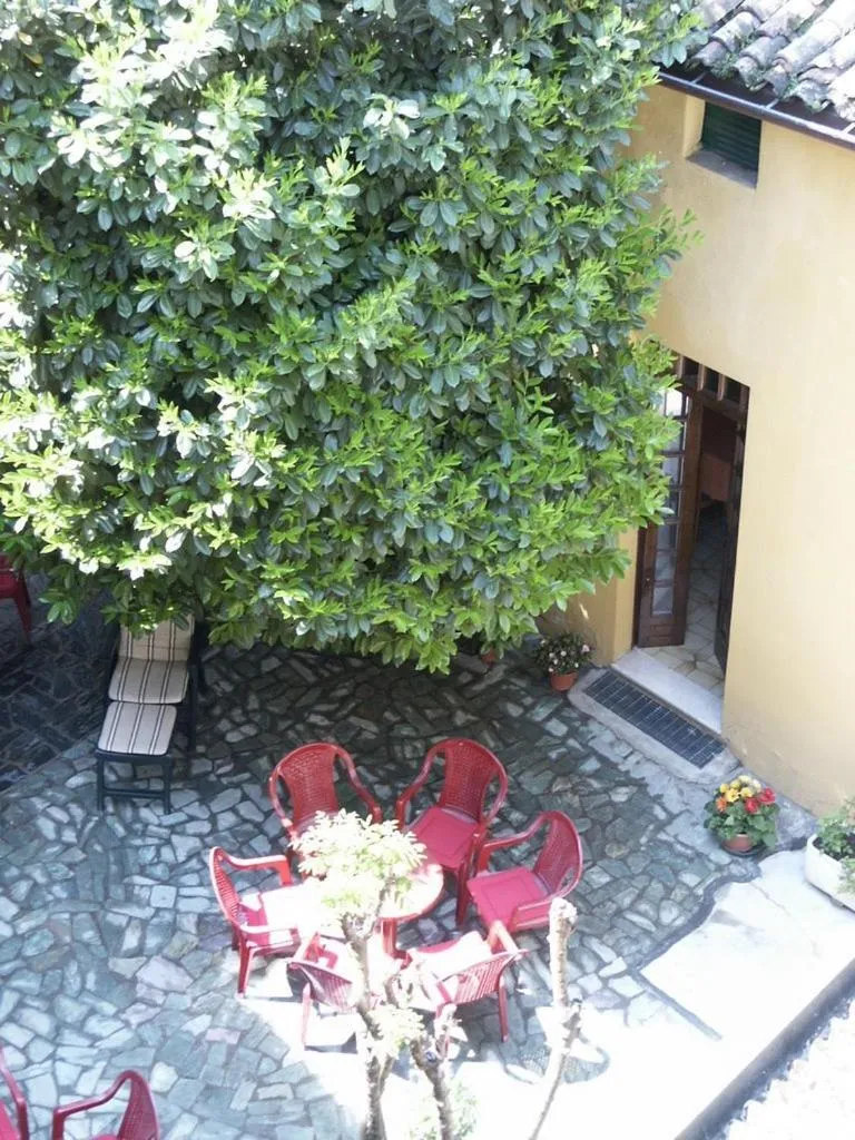 Patio in Albergo Corona