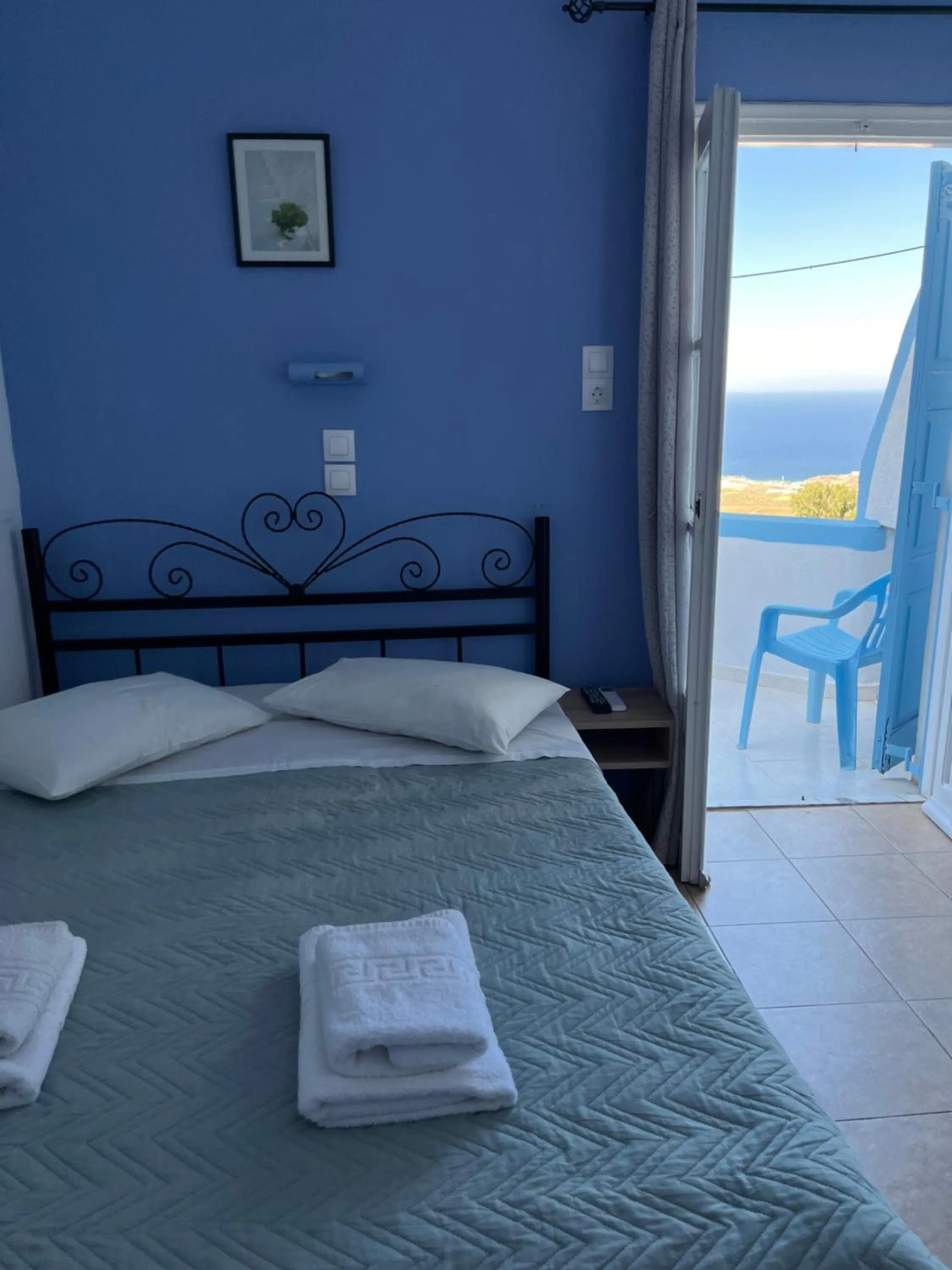 Bed in Stella Nomikou Apartments