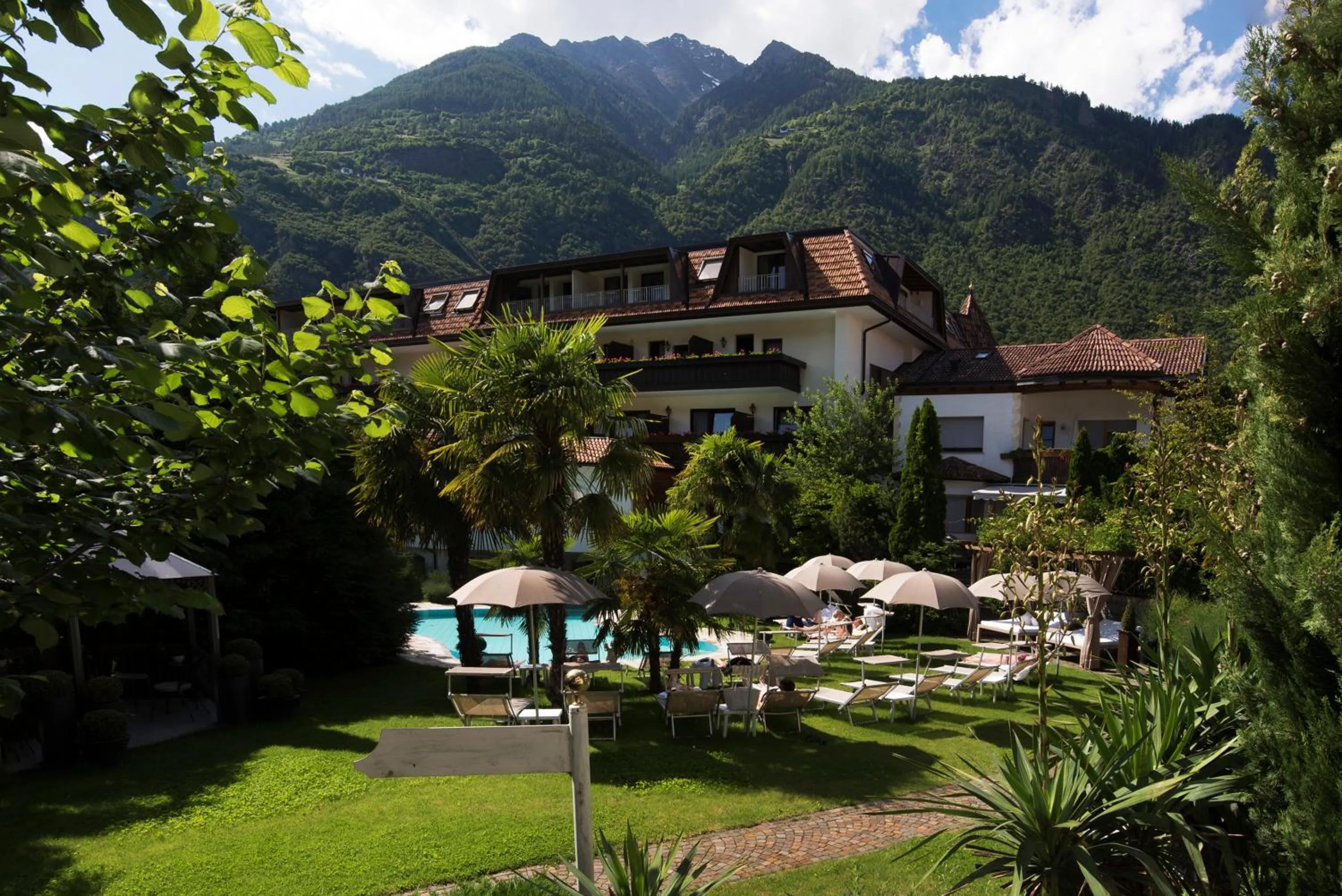 Property building in Hotel Rössl